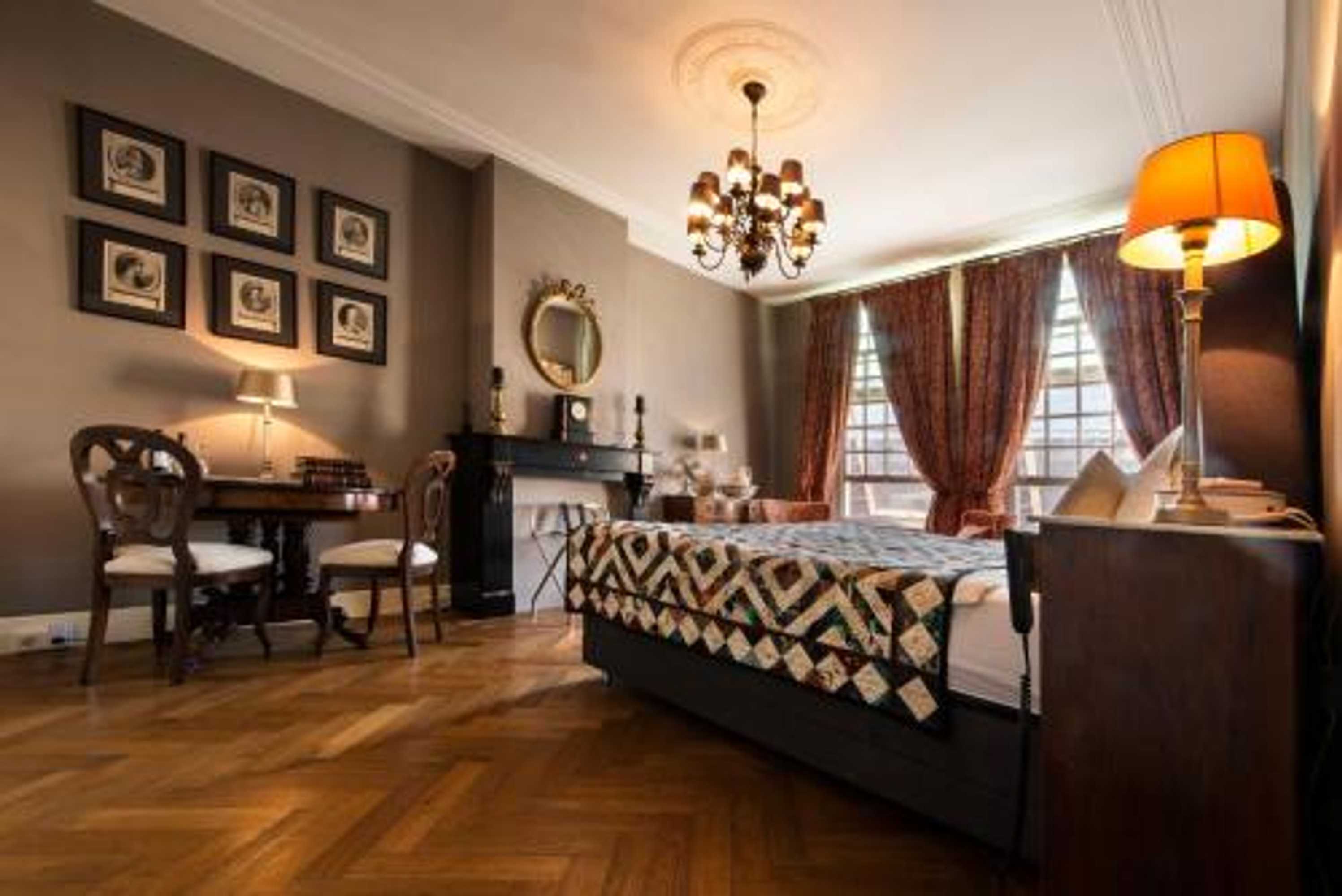 Gift card for De Schiedamse Suites Gift card for De Schiedamse Suites