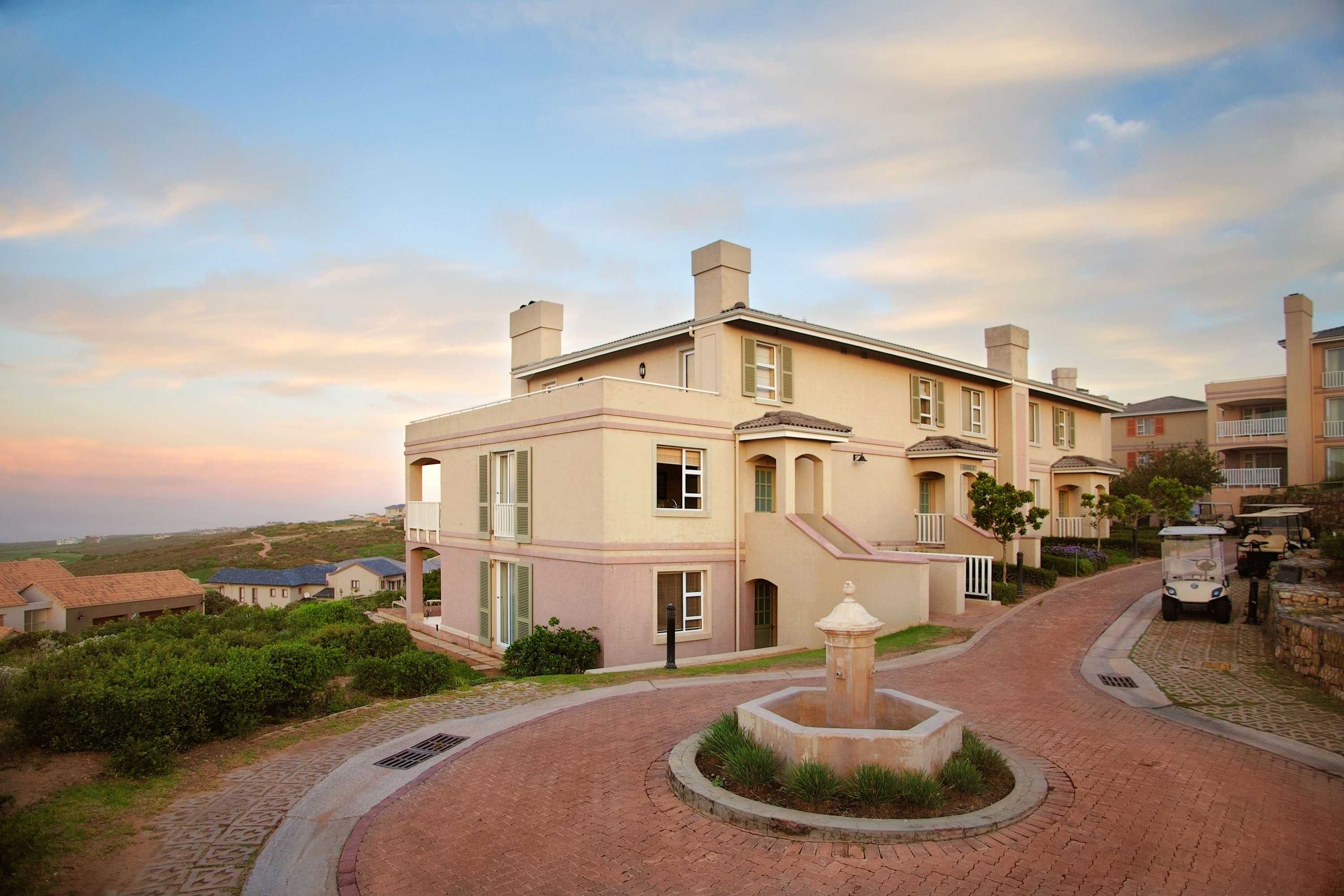 Gift card for Pinnacle Point Beach And Golf Resort Gift card for Pinnacle Point Beach And Golf Resort