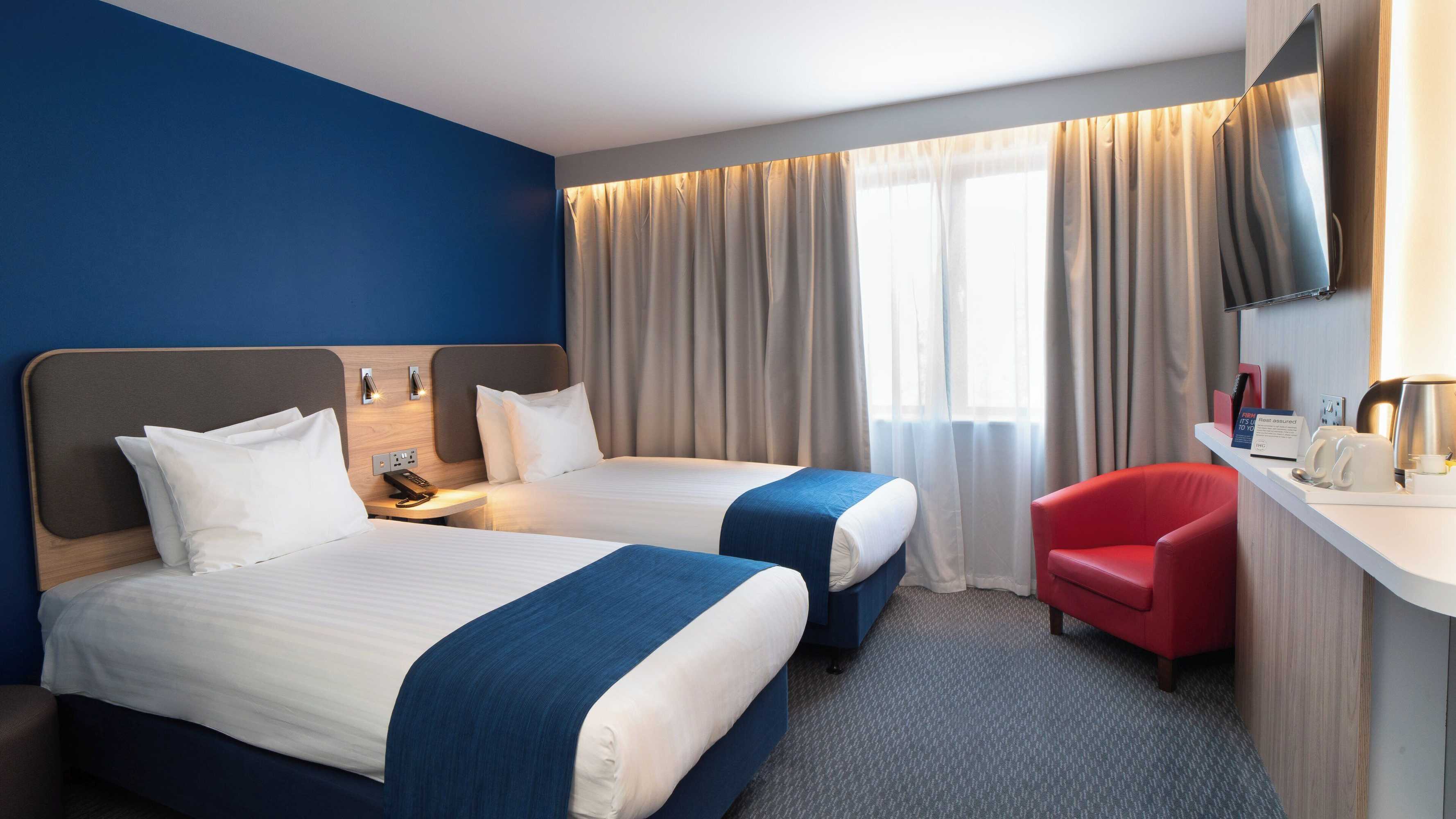 Gift card for Holiday Inn Express Poole by Ihg Gift card for Holiday Inn Express Poole by Ihg