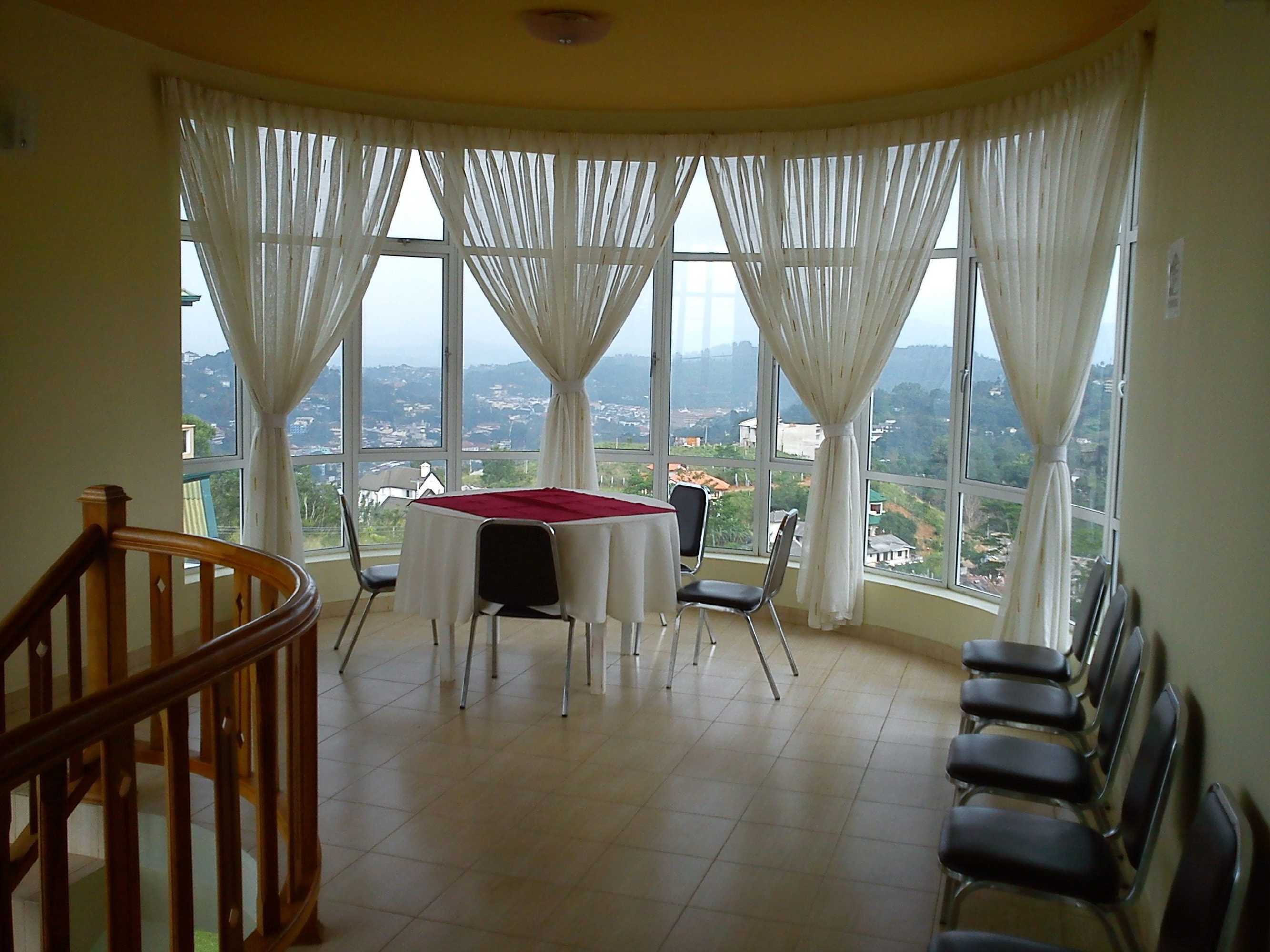 Gift card for Kandyan View Holiday Bungalow ''free Pickup From Kandy City'' Gift card for Kandyan View Holiday Bungalow ''free Pickup From Kandy City''