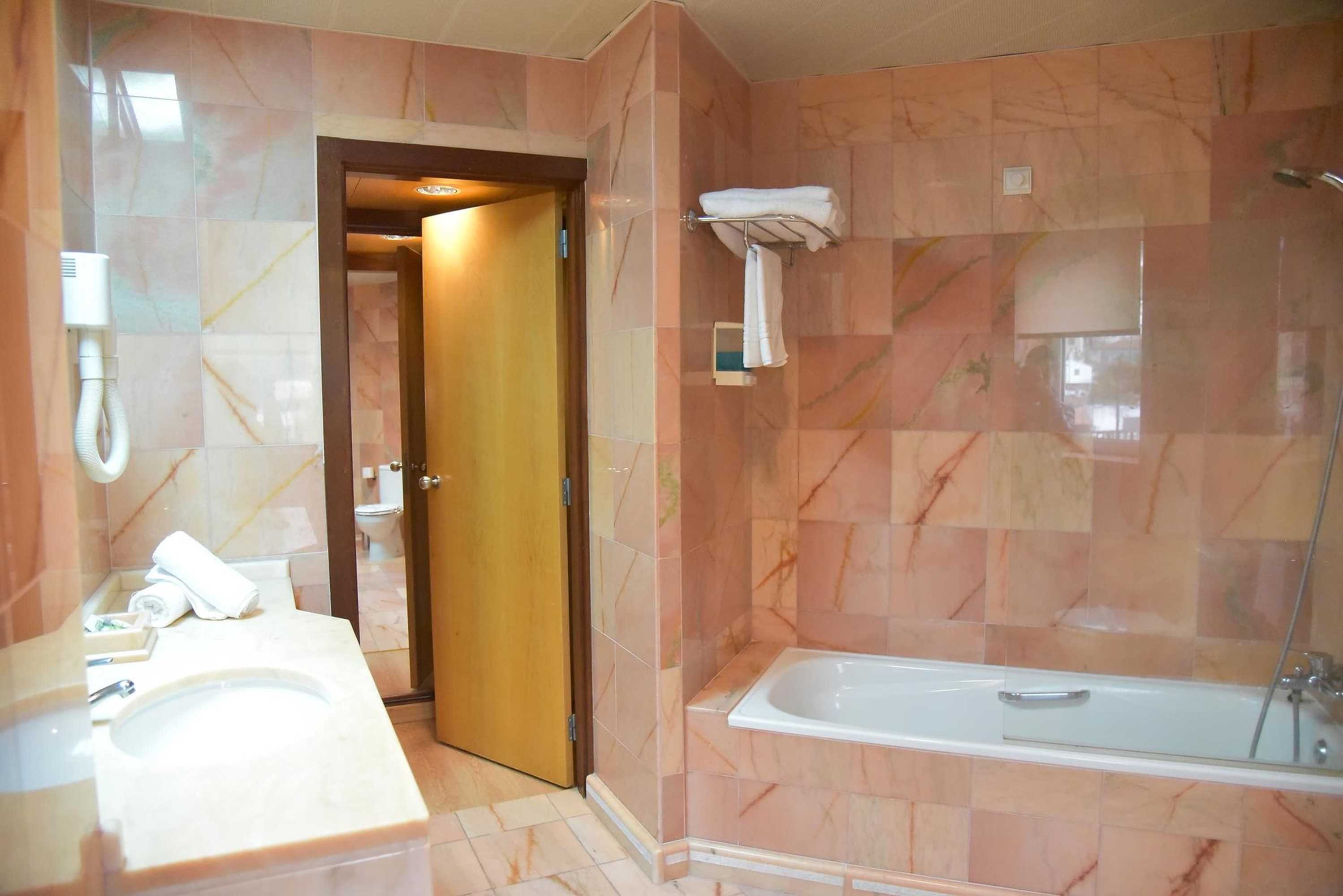 Gift card for Douro Marina Hotel & Spa Gift card for Douro Marina Hotel & Spa
