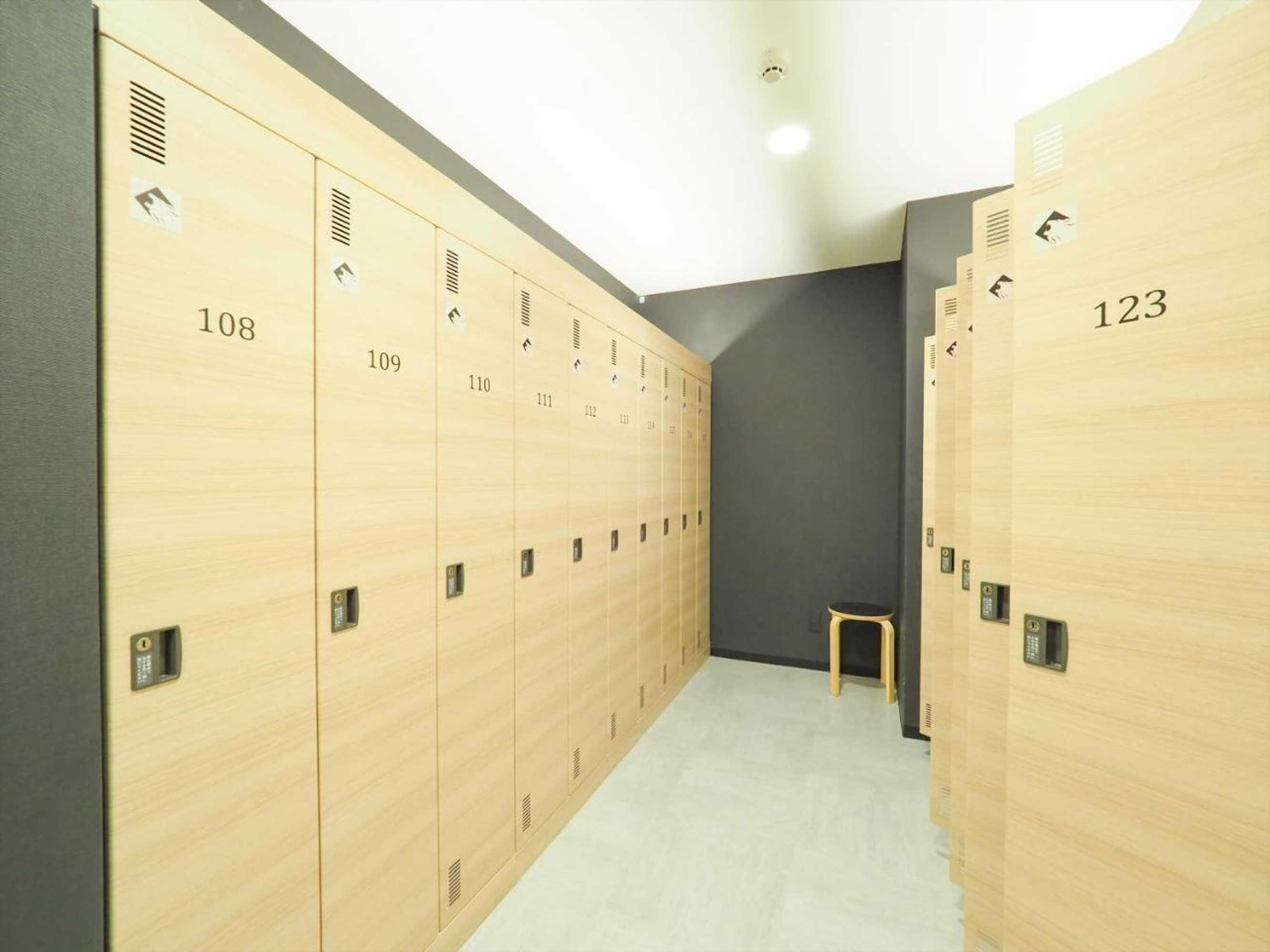 Gift card for Leo YU Capsule Hotel Nishi Funabashi