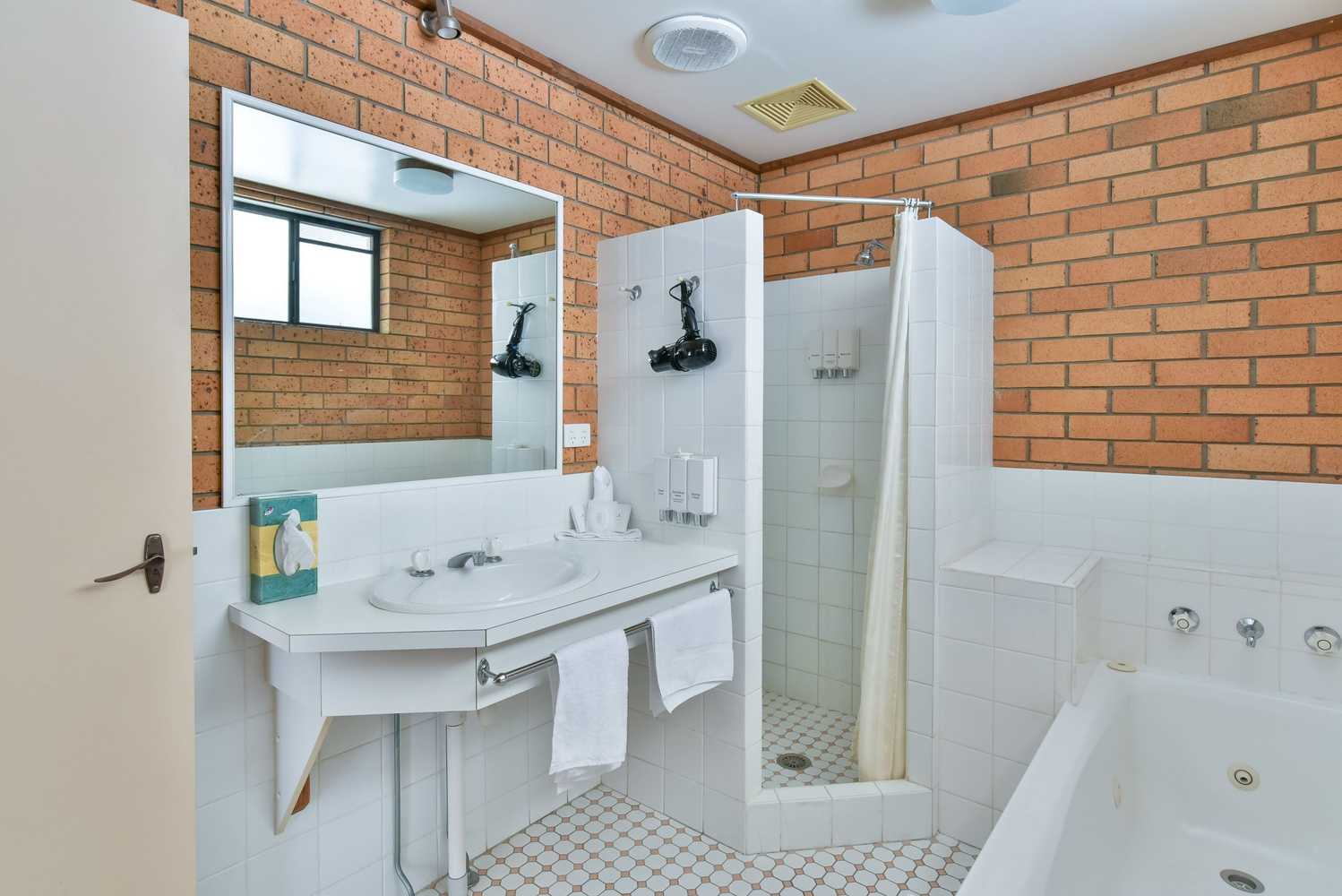 Gift card for Coffs Windmill Motel
