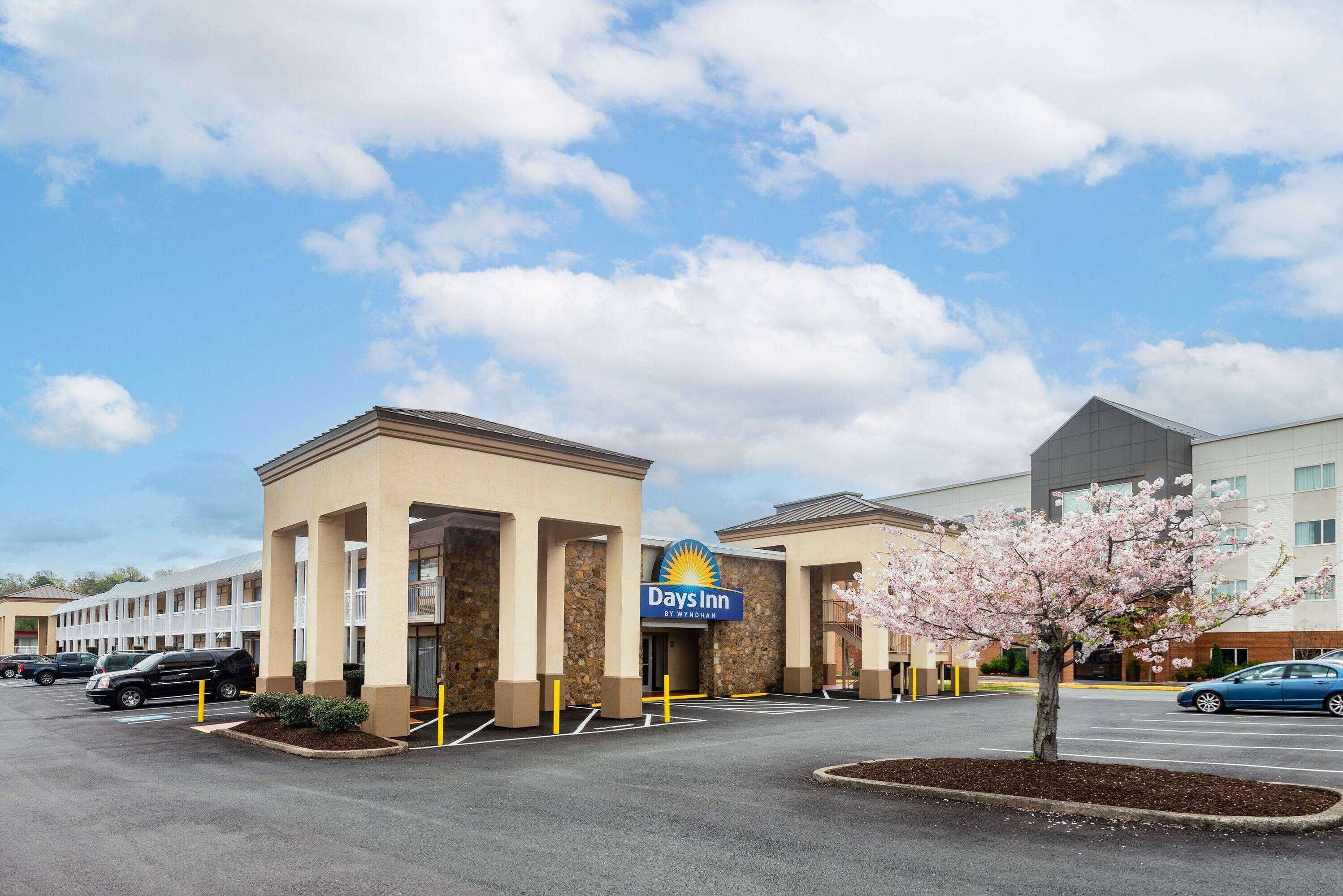 Gift card for Days Inn by Wyndham Charlottesville/university Area Gift card for Days Inn by Wyndham Charlottesville/university Area