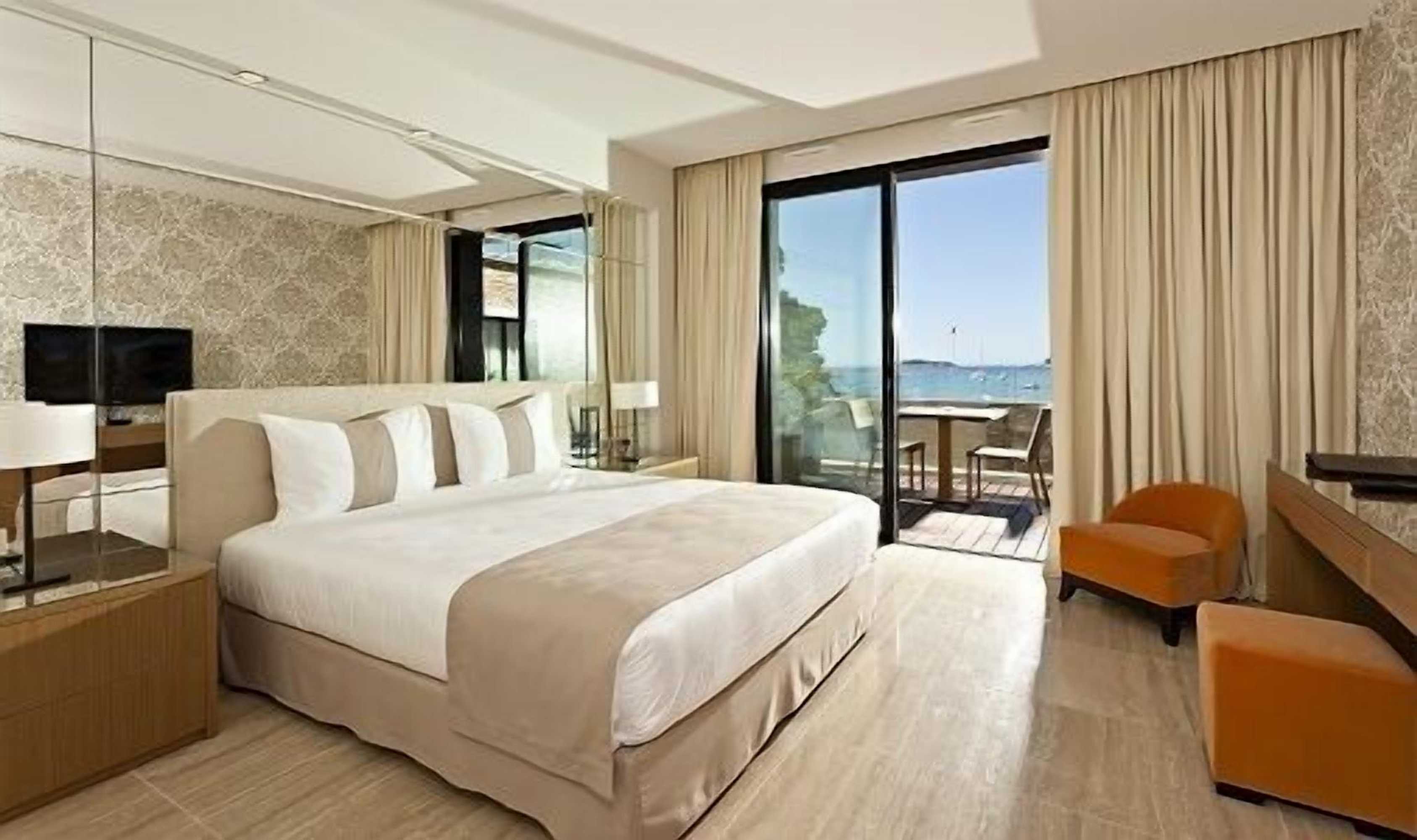 Gift card for Hostellerie La Farandole Gift card for Hostellerie La Farandole