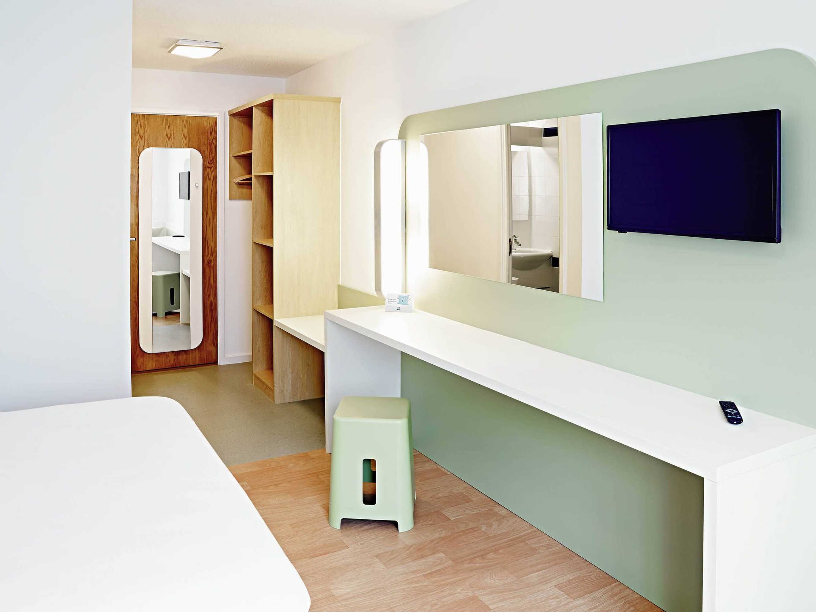 Gift card for Warrington M6 Motel J20/m6 Lymm Services Gift card for Warrington M6 Motel J20/m6 Lymm Services