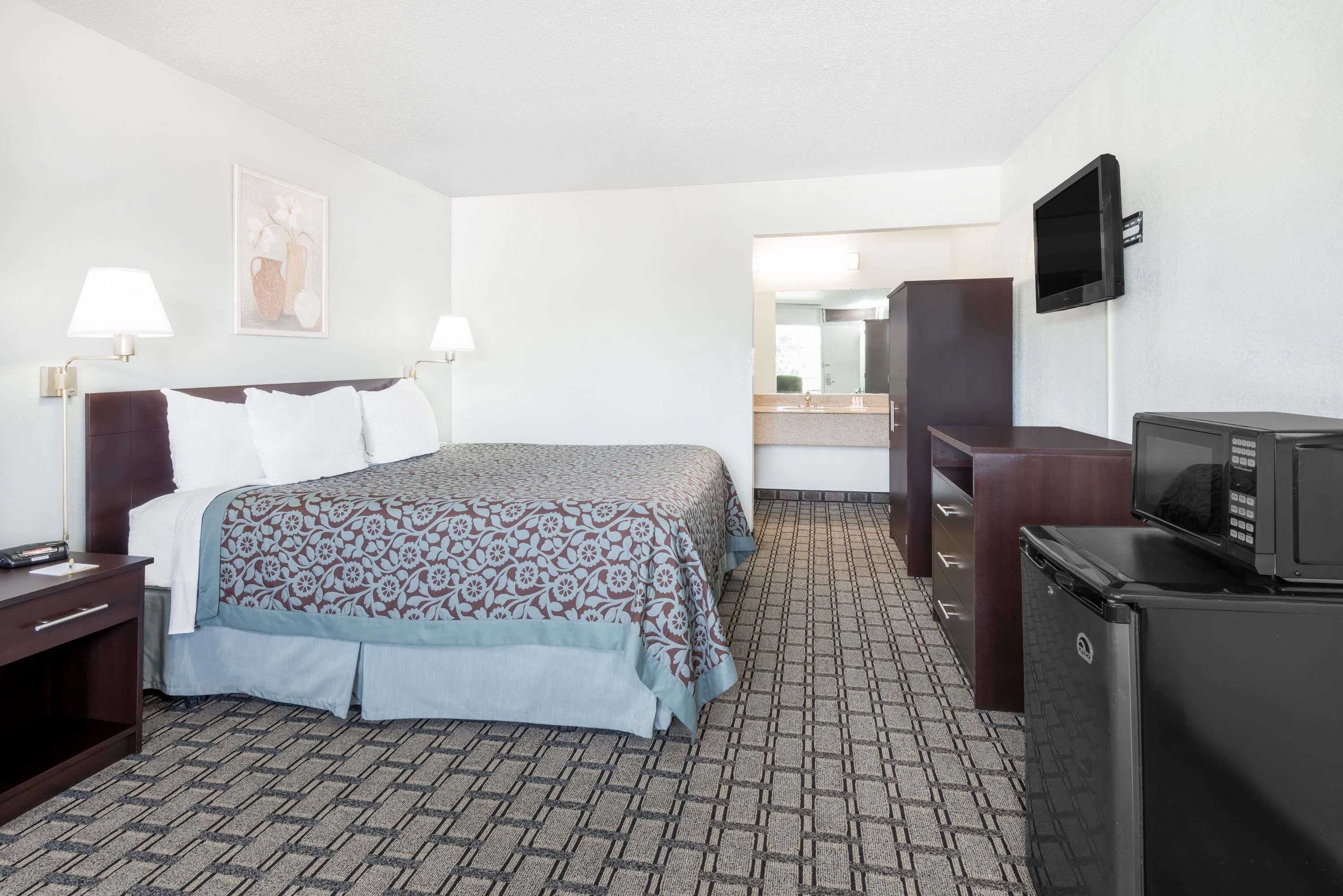 Gift card for Days Inn by Wyndham St Clairsville Gift card for Days Inn by Wyndham St Clairsville