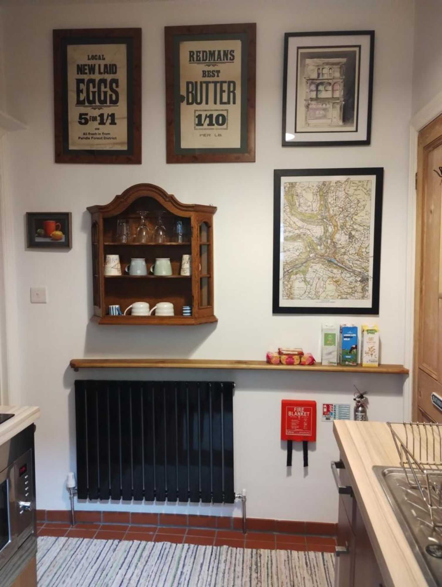 Gift card for The Cabin - Great Views, Garden, Netflix, Near Town