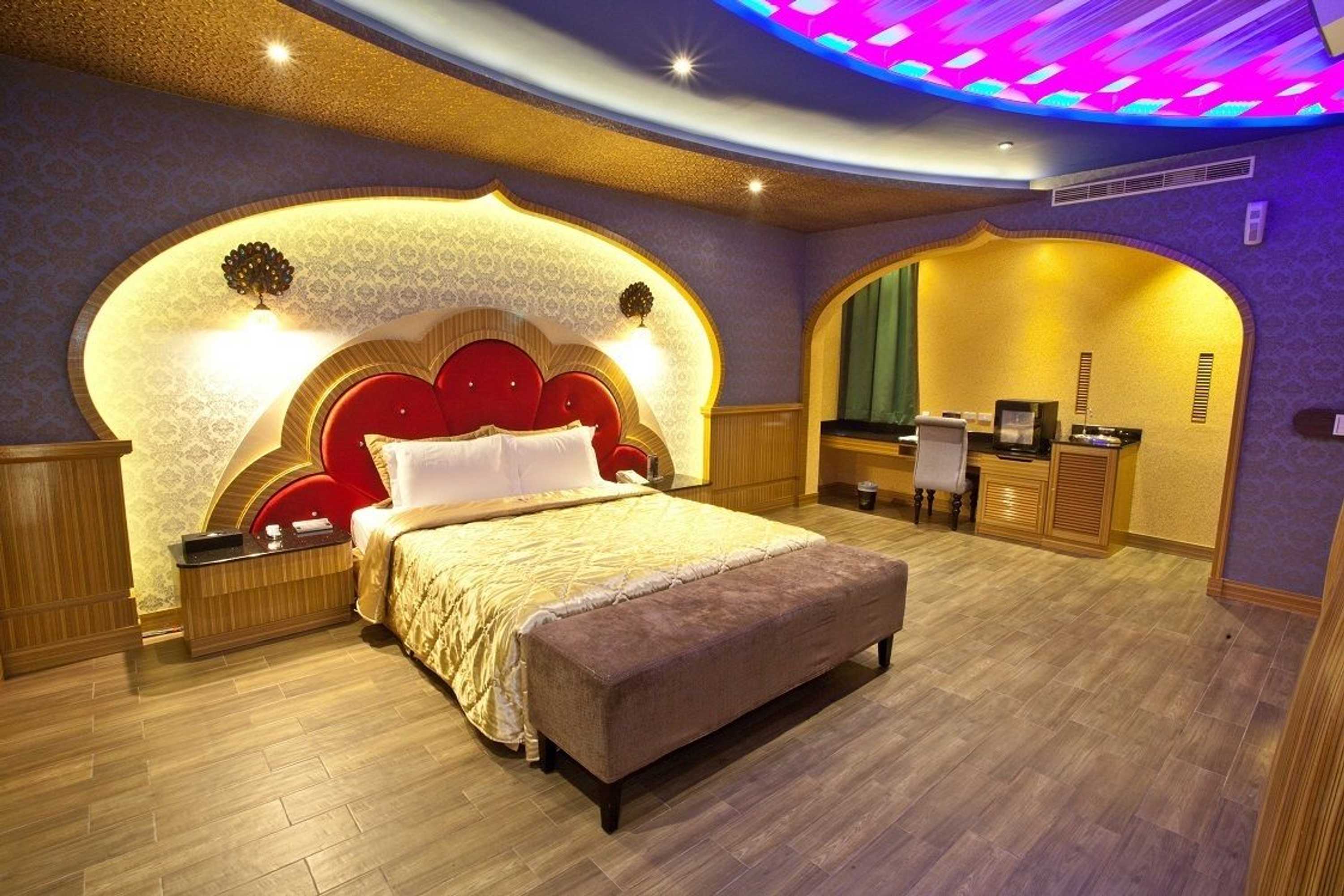 Gift card for Wei Feng Exquisite Hotel Nanzi Branch Gift card for Wei Feng Exquisite Hotel Nanzi Branch