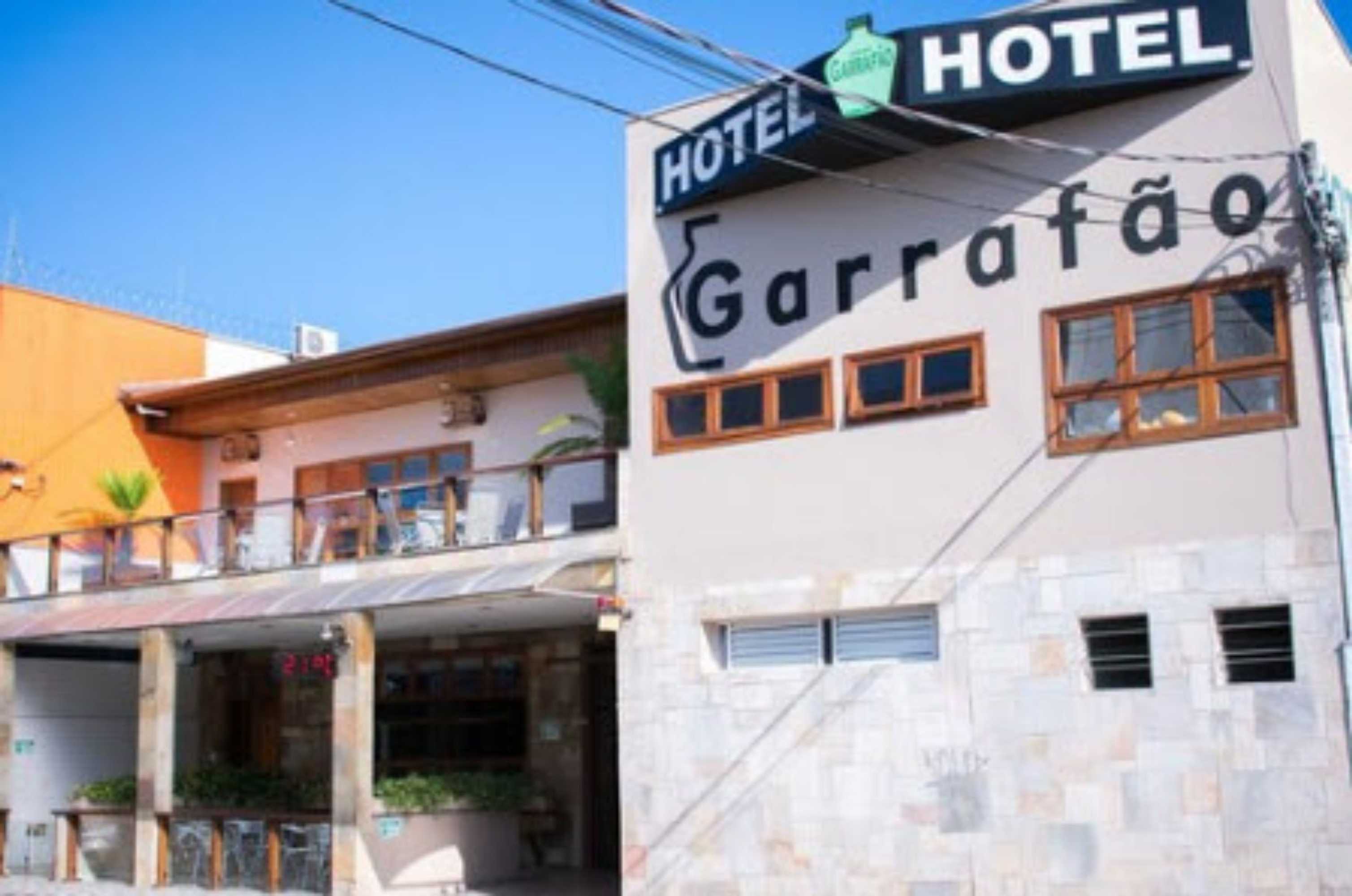 Gift card for Hotel Garrafão Boituva - 5 Min da Rod Castelo Branco KM 116 Gift card for Hotel Garrafão Boituva - 5 Min da Rod Castelo Branco KM 116