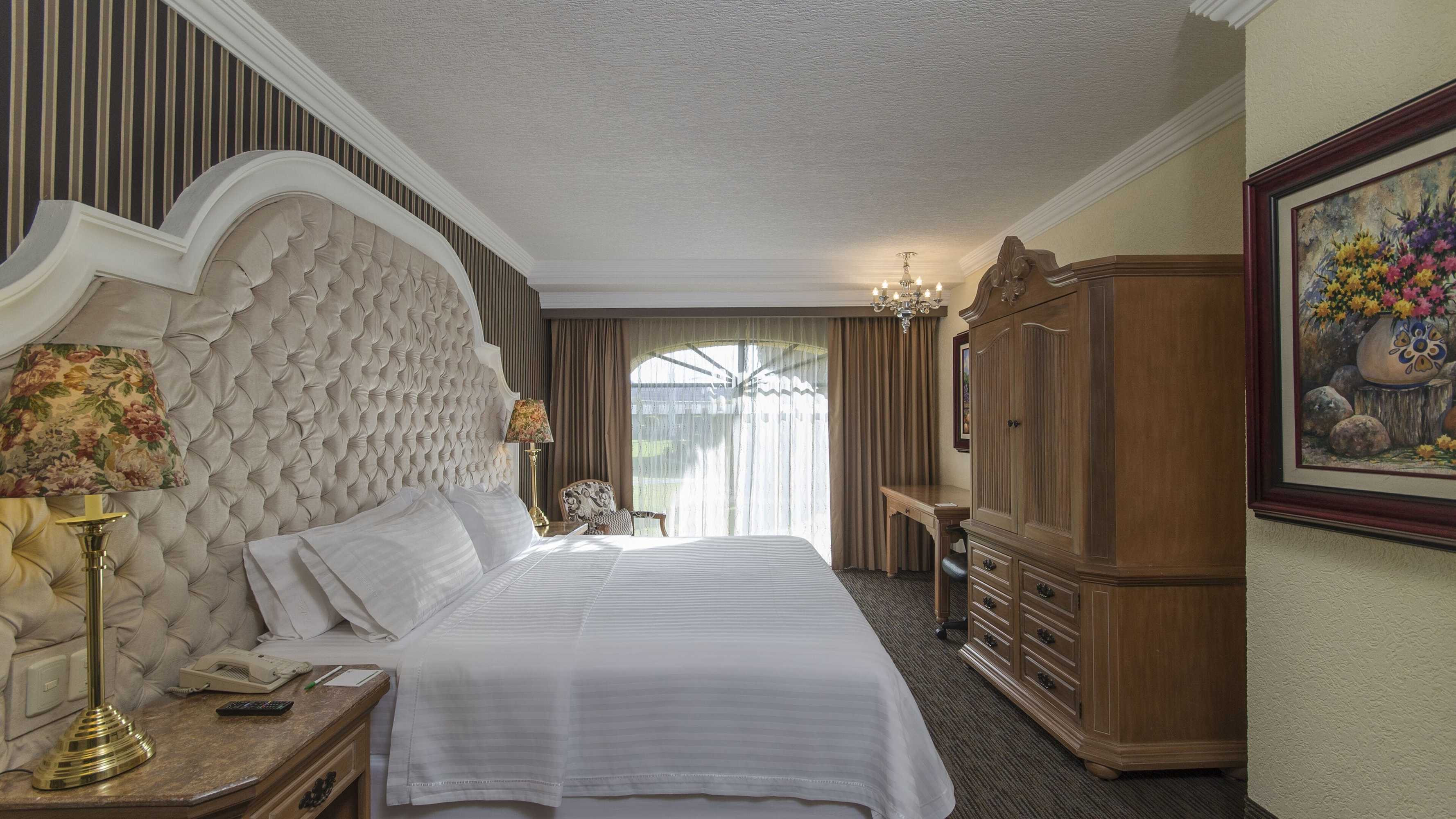 Gift card for Holiday Inn Queretaro-Centro Historico by Ihg Gift card for Holiday Inn Queretaro-Centro Historico by Ihg