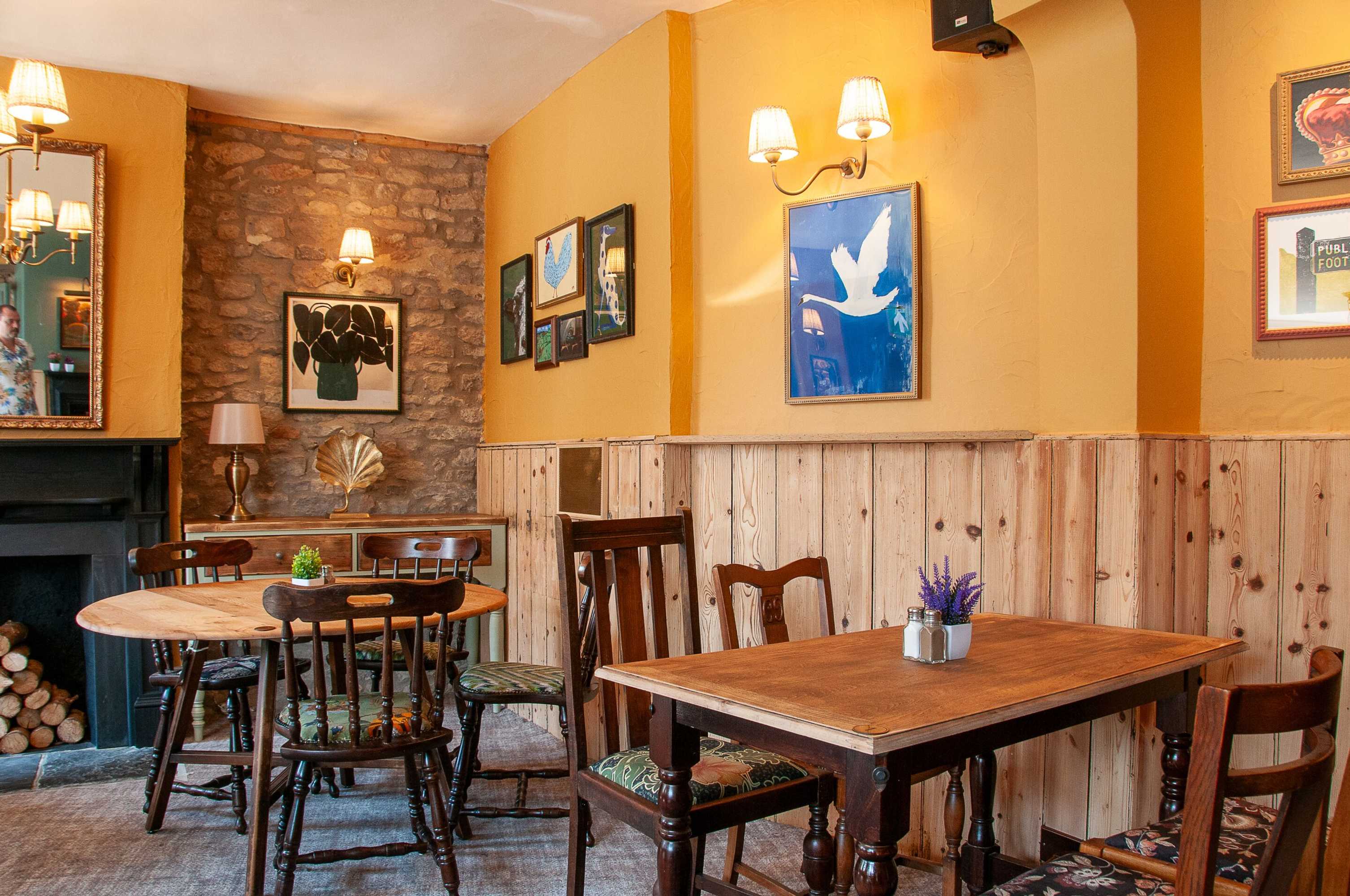 Gift card for George Inn, Mere