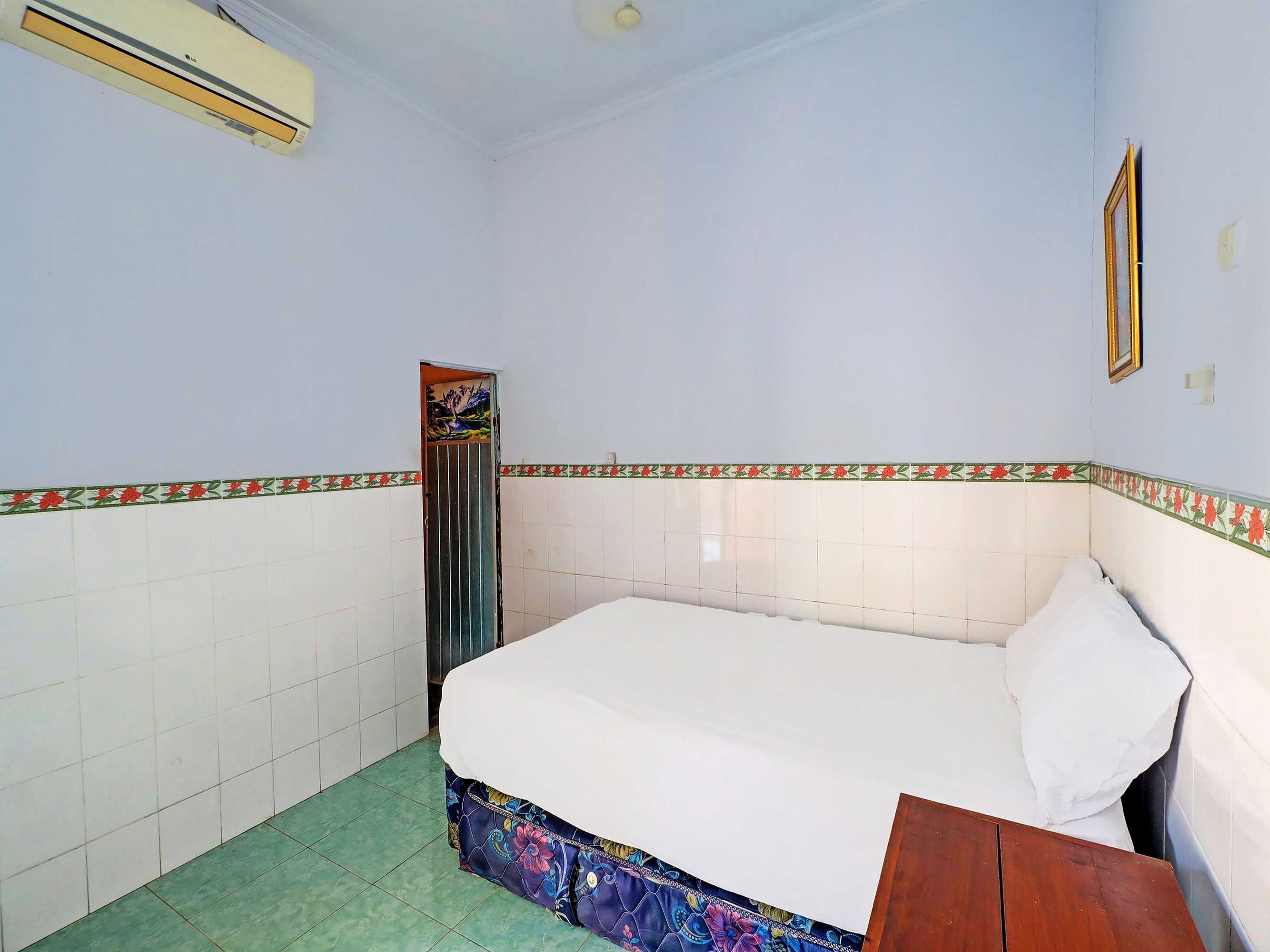 Gift card for Spot ON 92399 Hotel Sekar Jagat Near Pantai Baluk Rening Gift card for Spot ON 92399 Hotel Sekar Jagat Near Pantai Baluk Rening