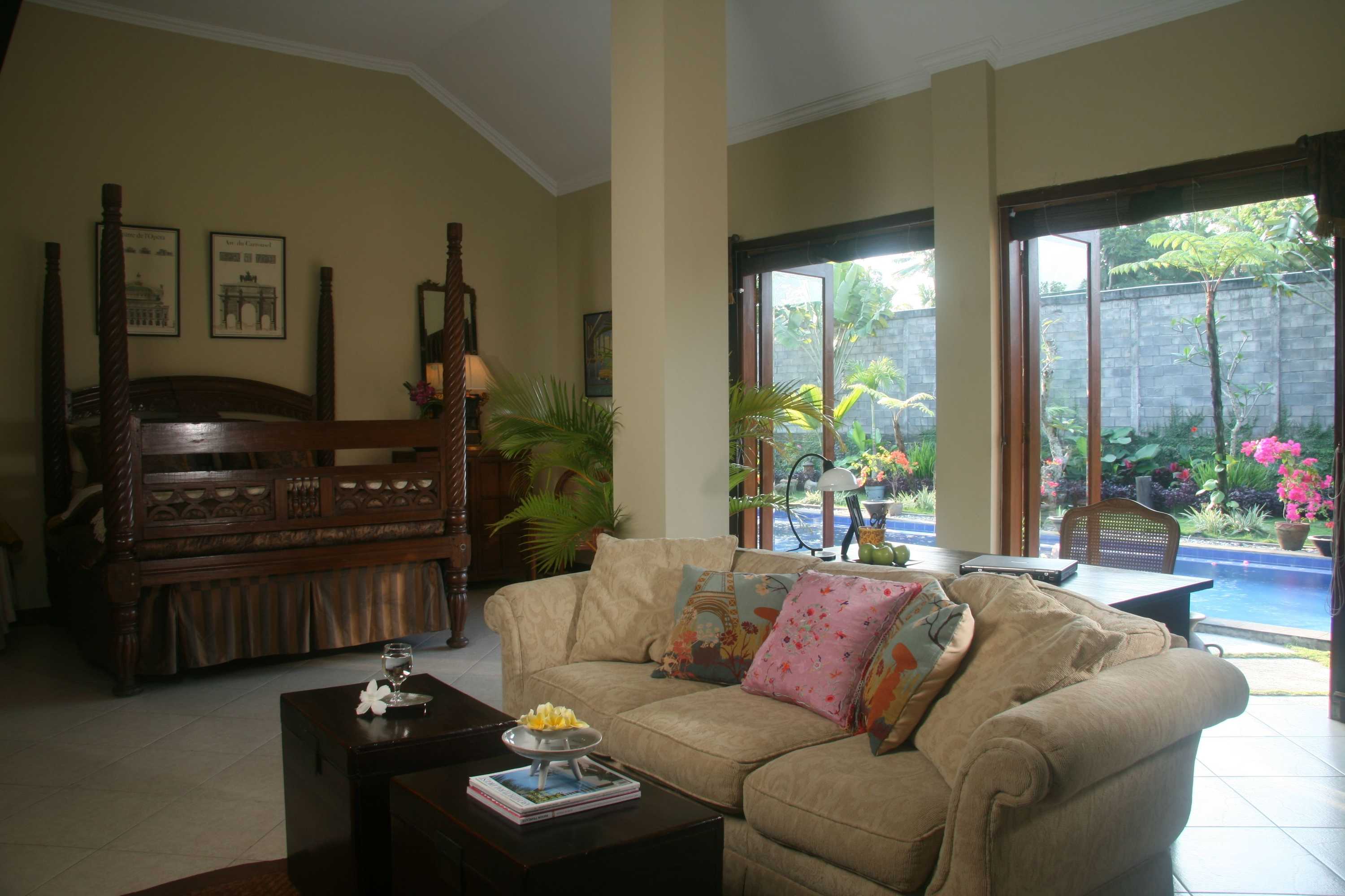 Gift card for Villa Pakem