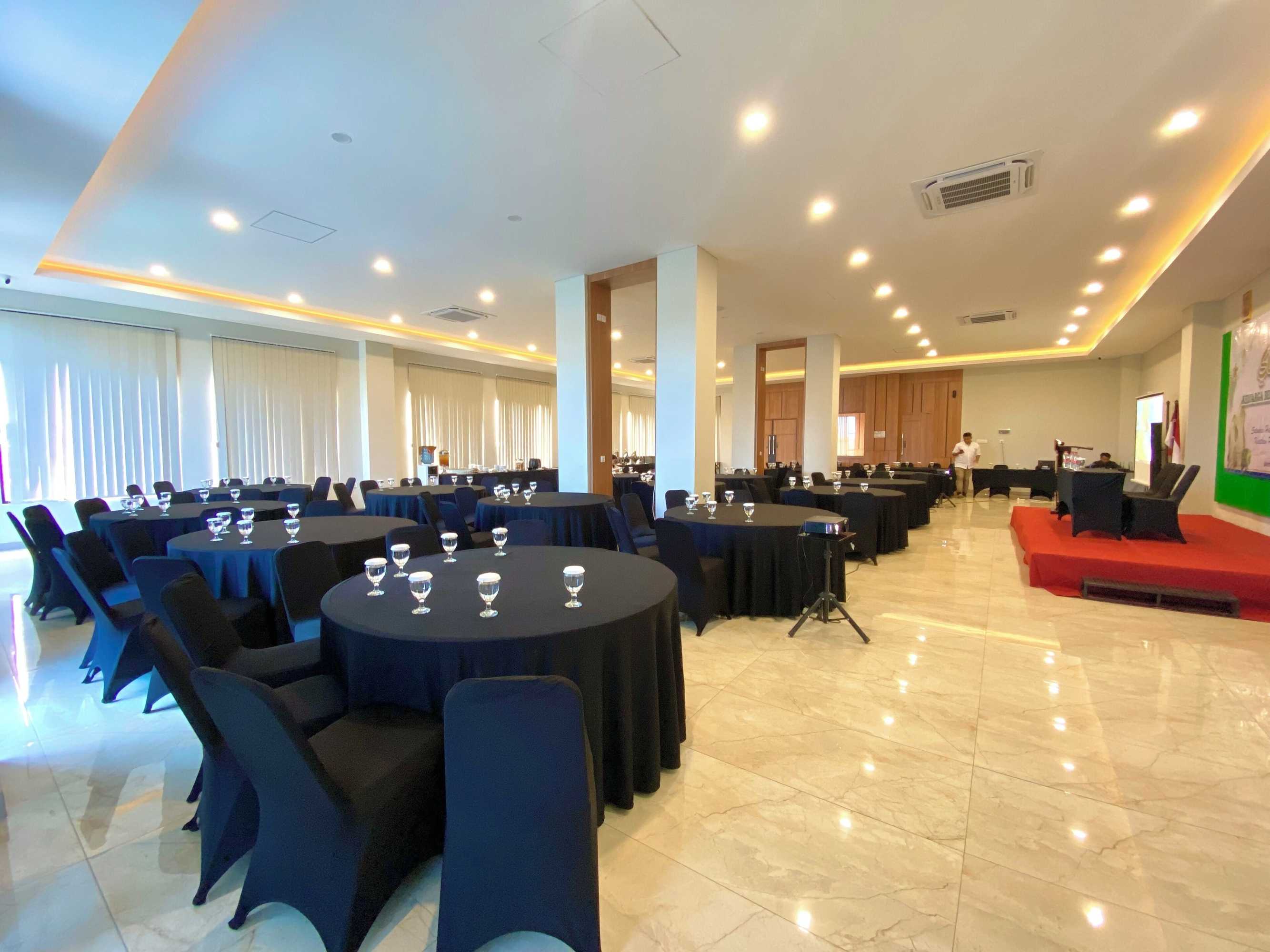 Gift card for Front One Hotel Gombong Gift card for Front One Hotel Gombong