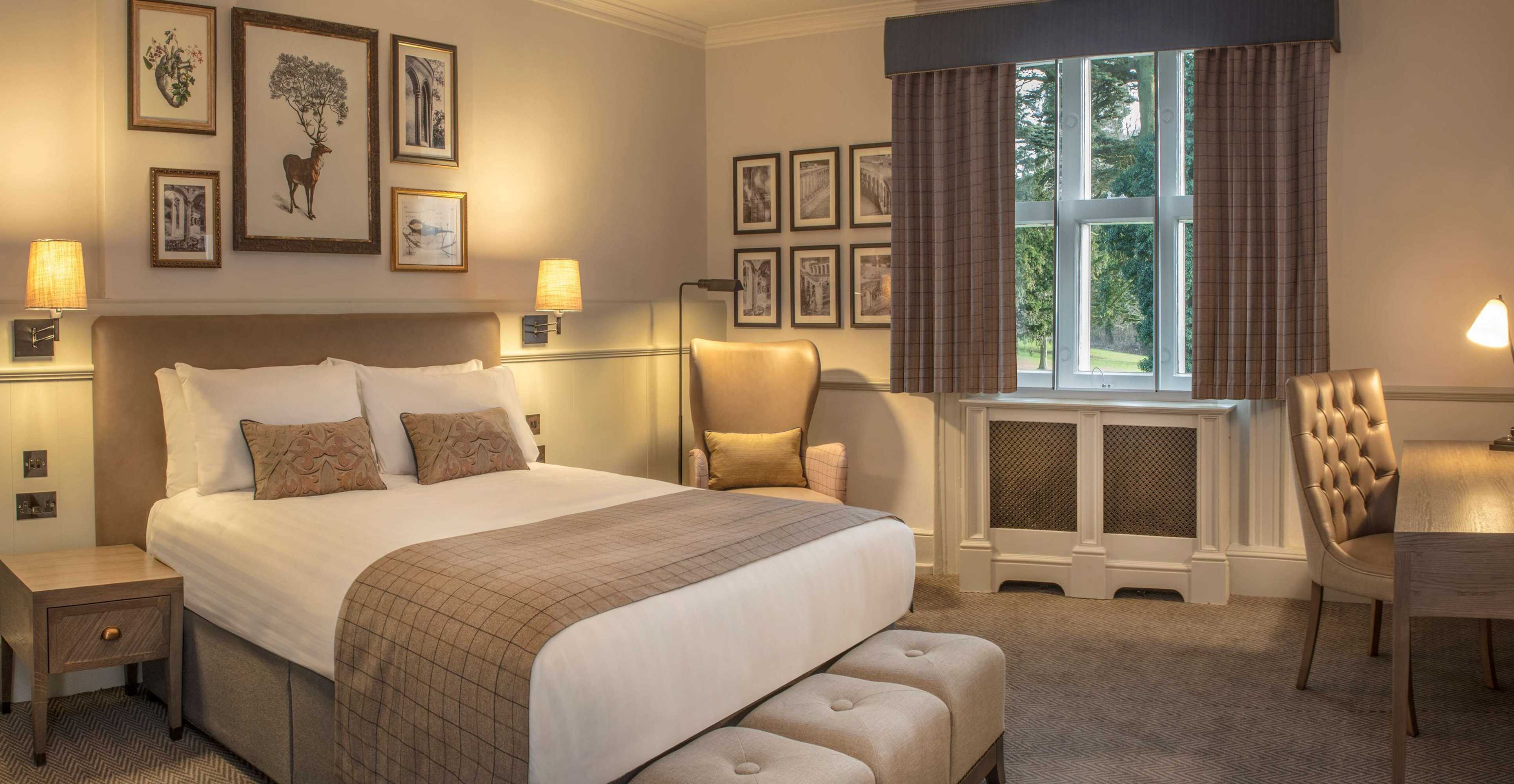 Gift card for De Vere Latimer Estate Gift card for De Vere Latimer Estate
