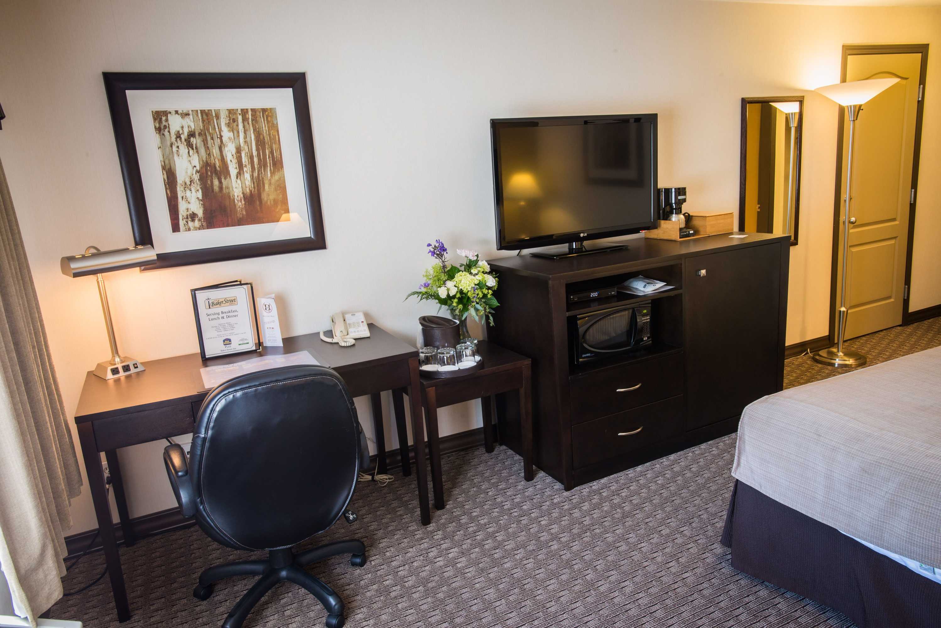 Gift card for Best Western Plus Baker Street Inn Gift card for Best Western Plus Baker Street Inn