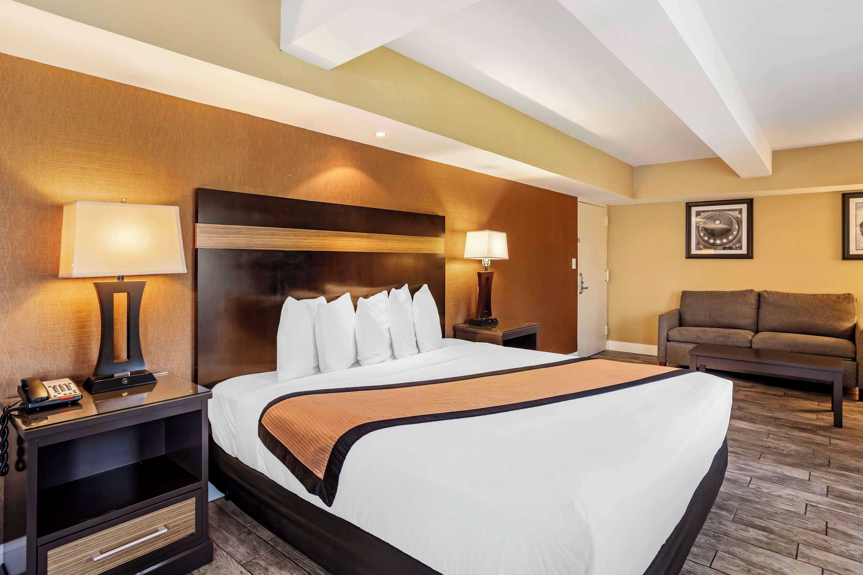 Gift card for Best Western Plus Newark Airport West Gift card for Best Western Plus Newark Airport West