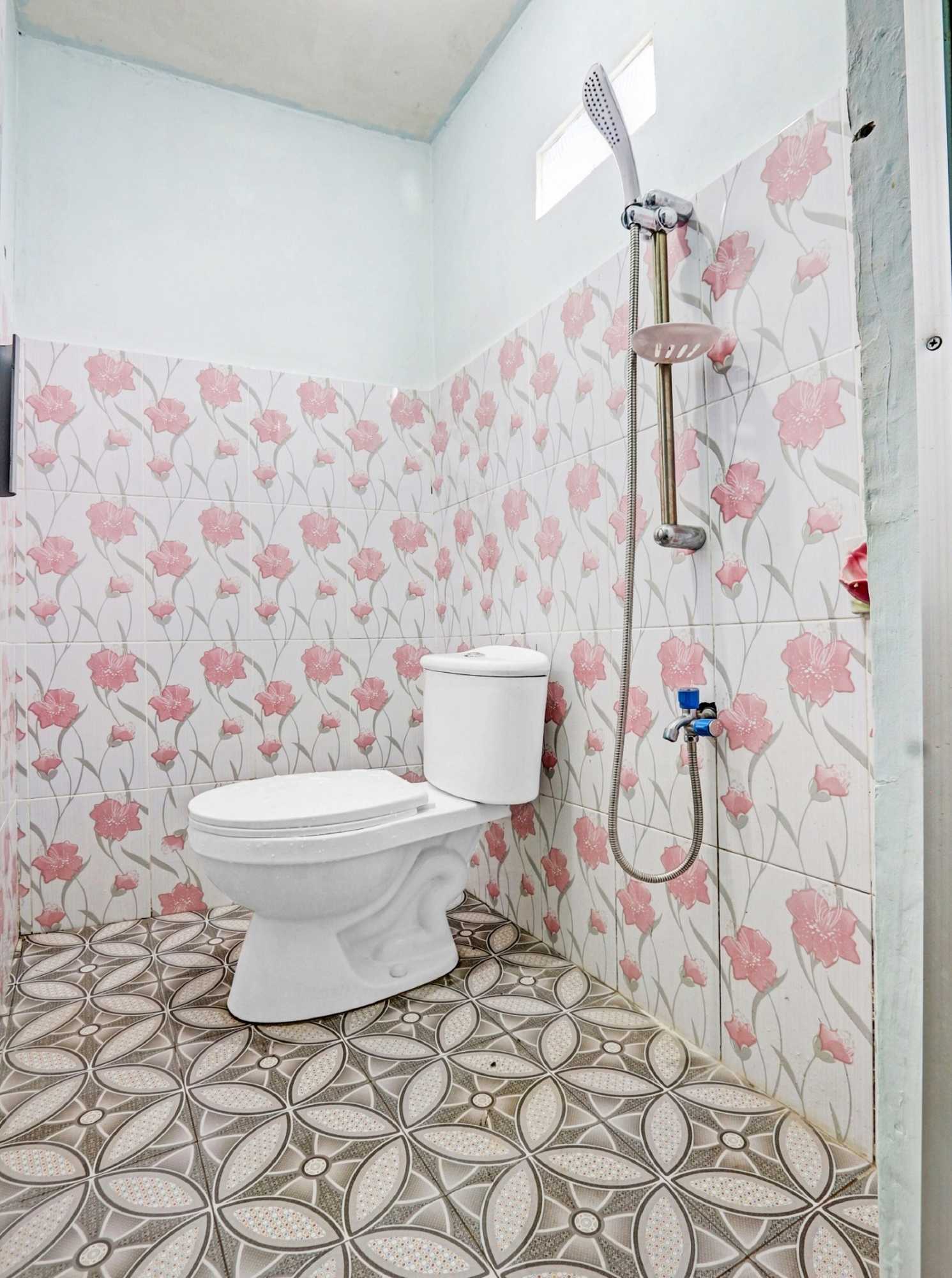 Gift card for Spot ON 90760 Homestay Al Madina Syariah