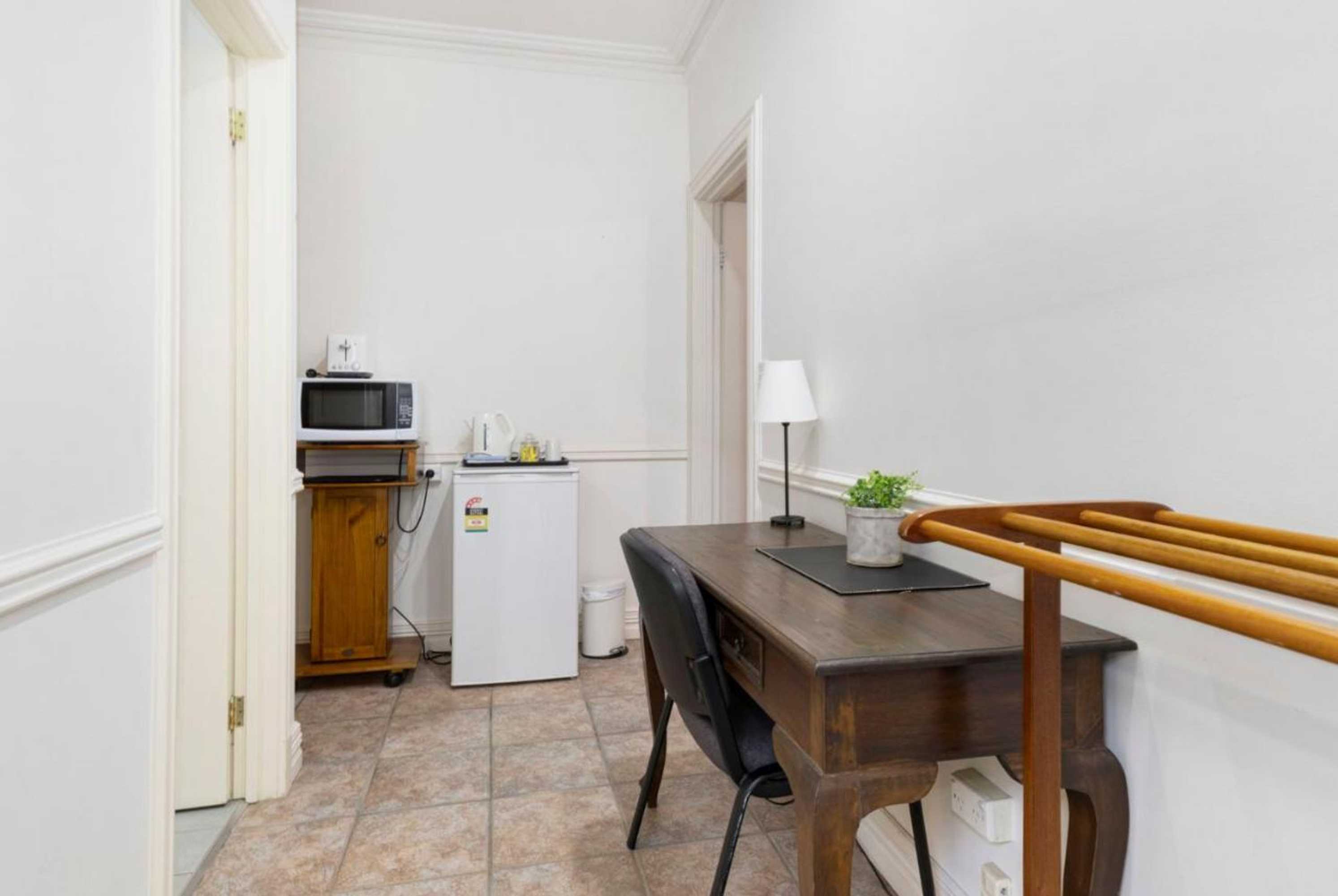 Gift card for Inn The Tuarts Guest Lodge Busselton