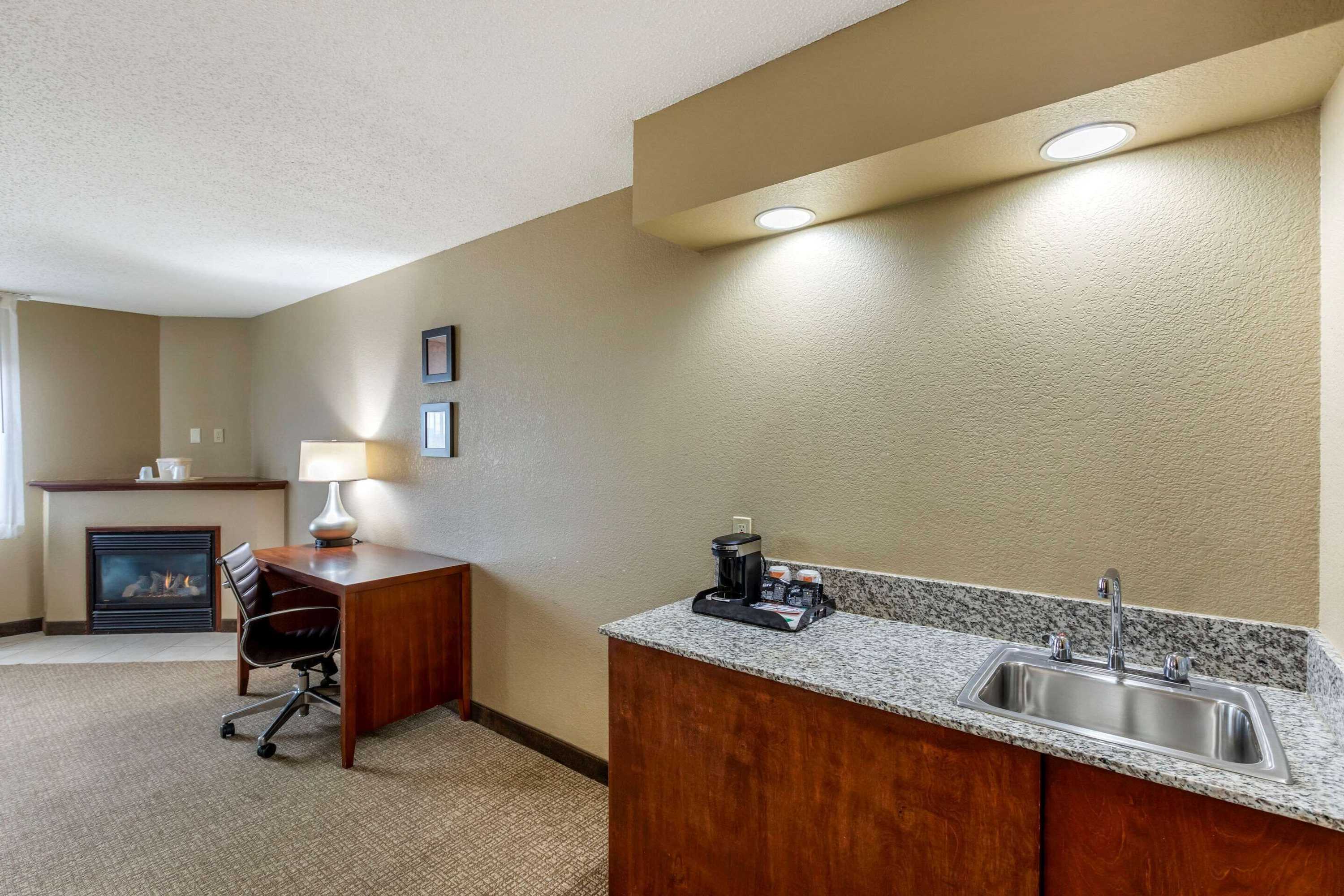 Gift card for Comfort Inn & Suites Jackson - West Bend Gift card for Comfort Inn & Suites Jackson - West Bend