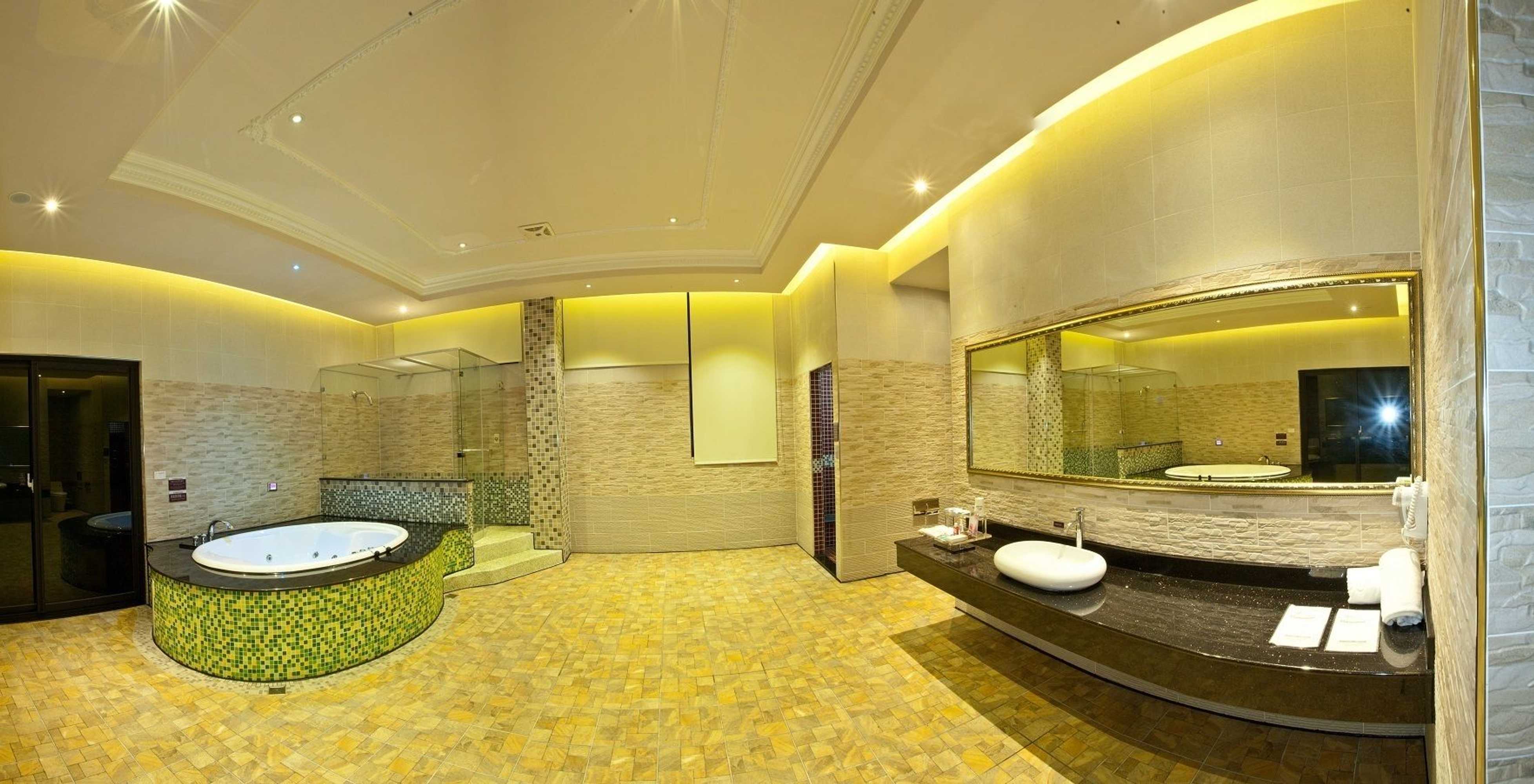 Gift card for Wei Feng Exquisite Hotel Nanzi Branch Gift card for Wei Feng Exquisite Hotel Nanzi Branch