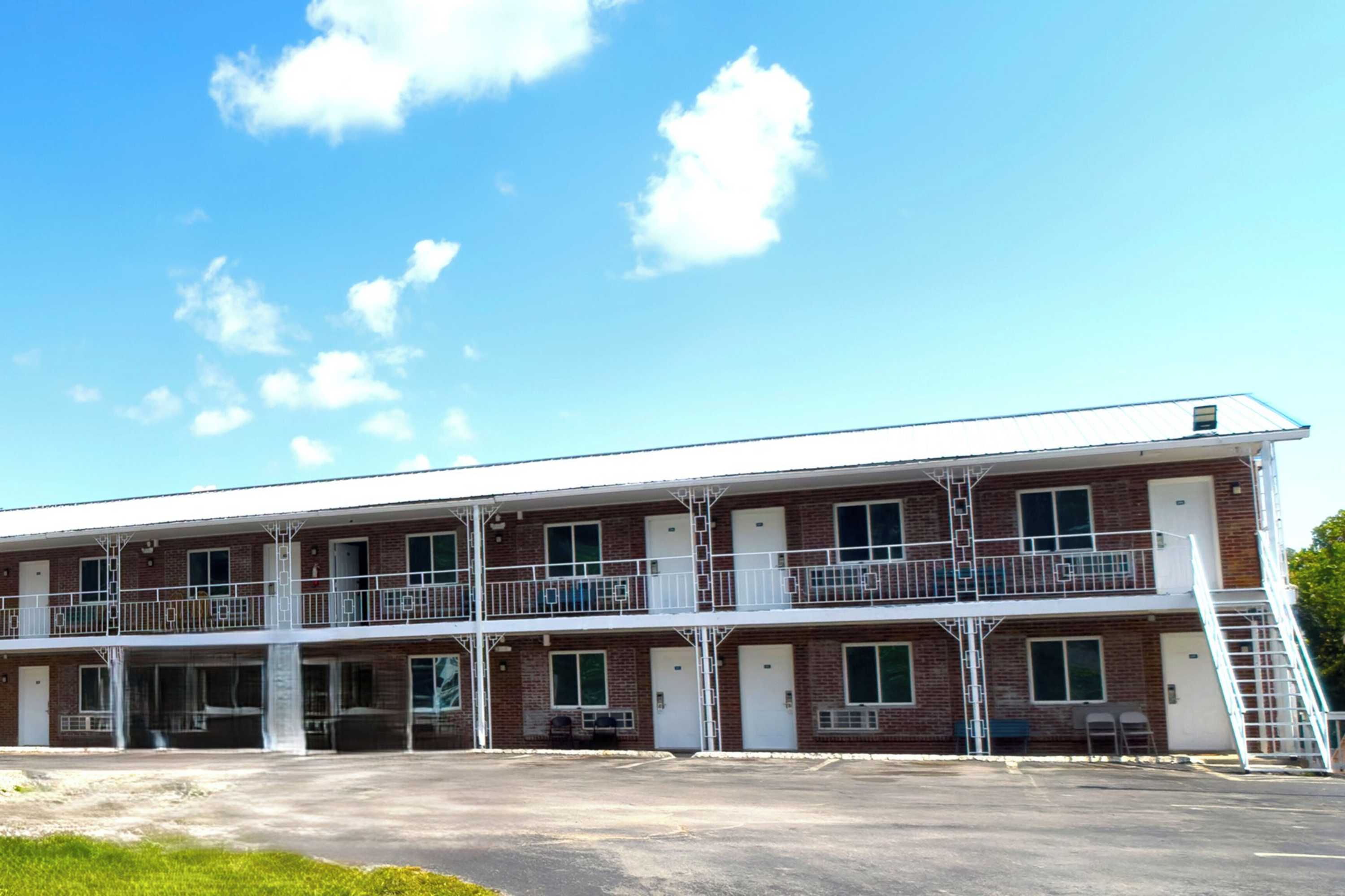 Gift card for Imperial Inn Tazewell