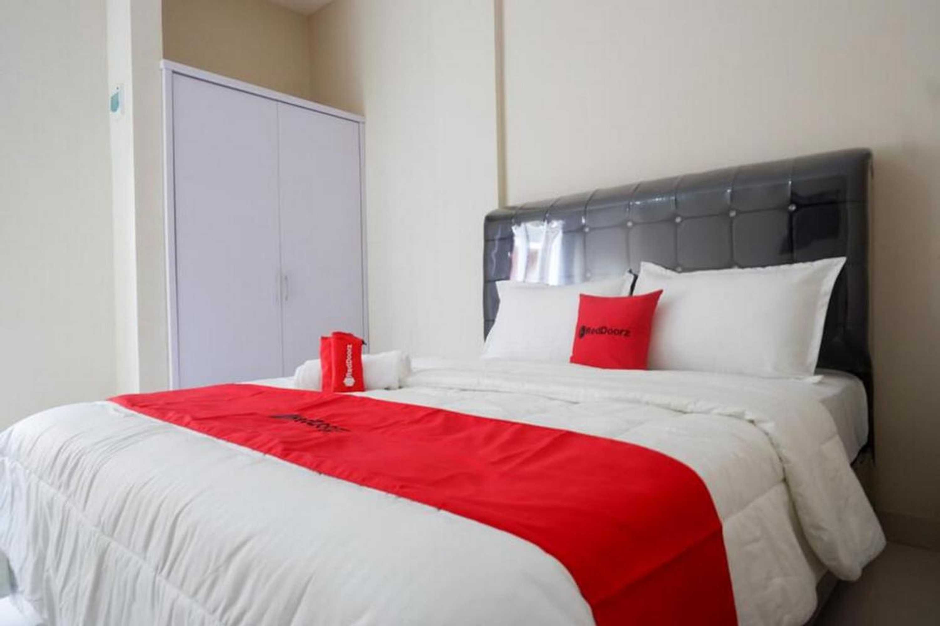 Gift card for Reddoorz Syariah Near Rsud Margono Purwokerto