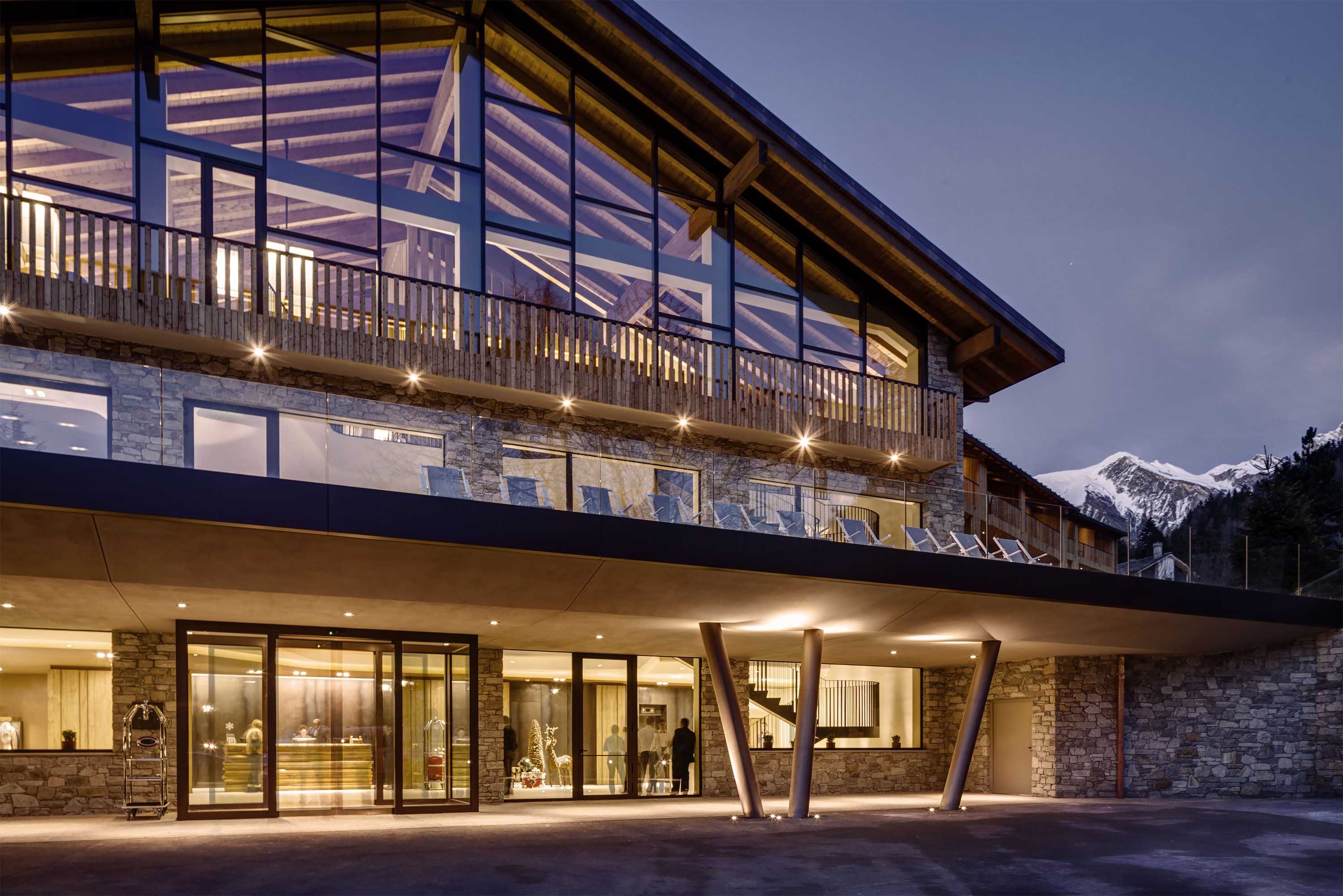 Gift card for Grand Hotel Courmayeur Montblanc by R Collection Hotels Gift card for Grand Hotel Courmayeur Montblanc by R Collection Hotels