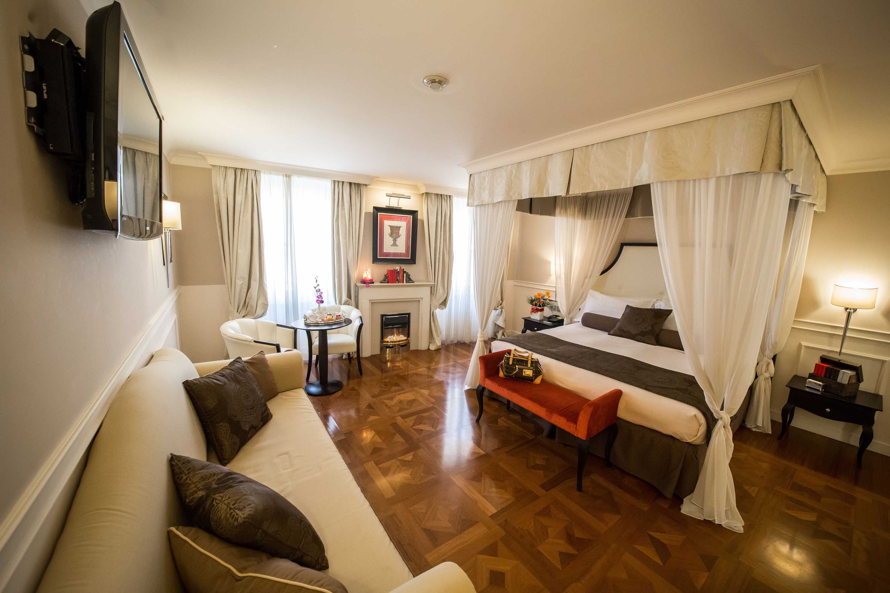 Gift card for Victoria Hotel Letterario Gift card for Victoria Hotel Letterario