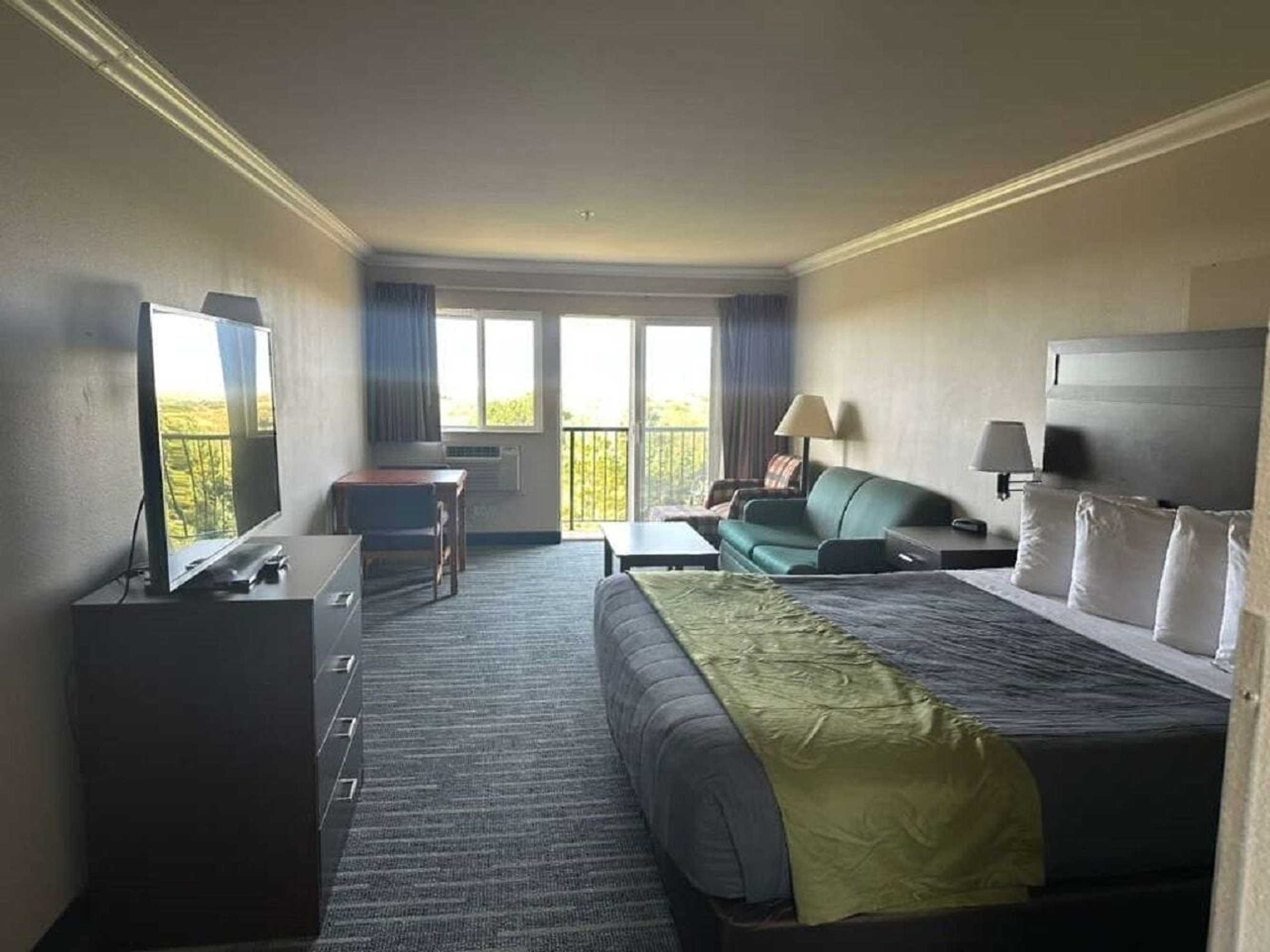 Gift card for Ocean Paradise Hotel & Resort