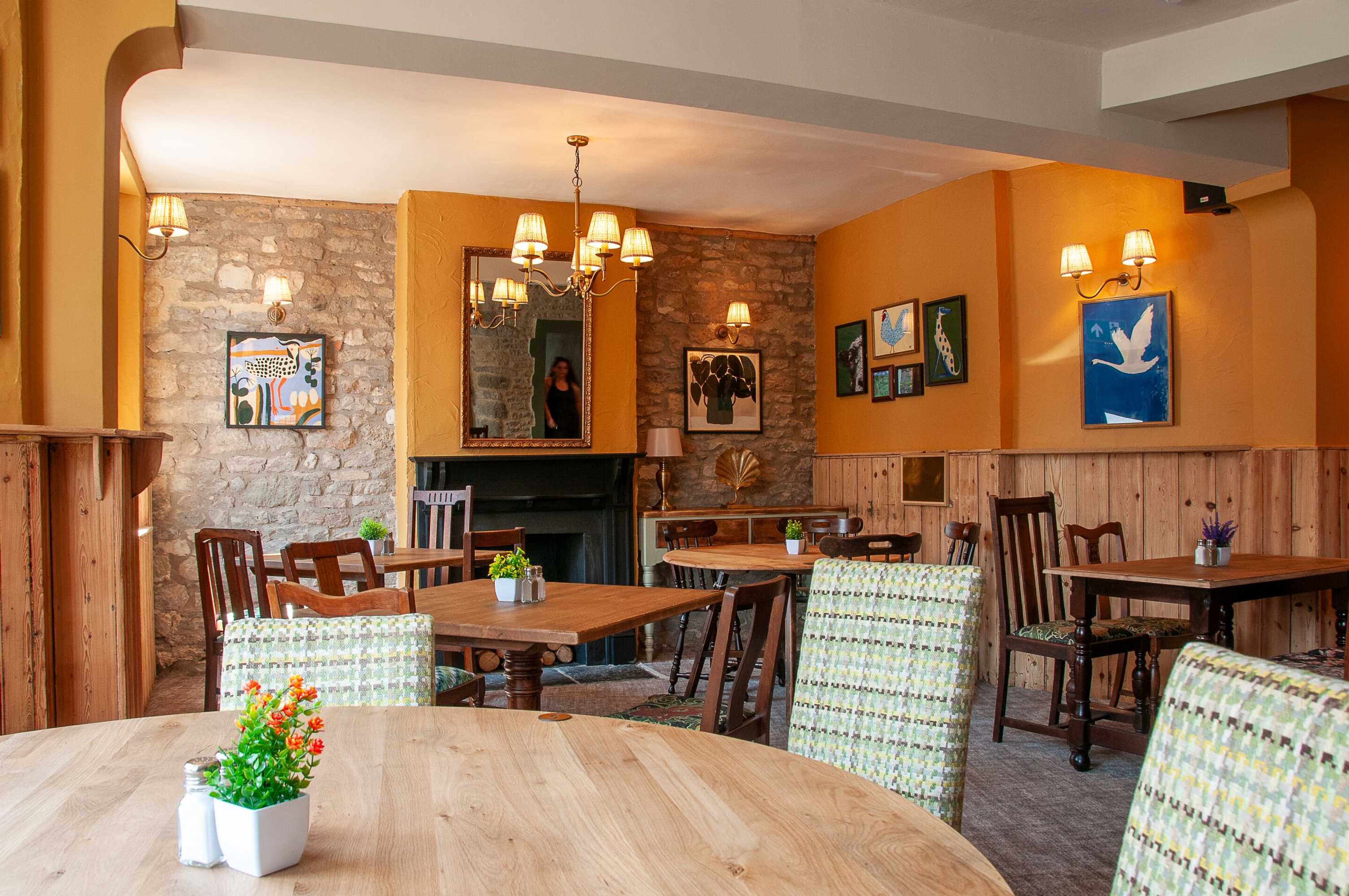Gift card for George Inn, Mere