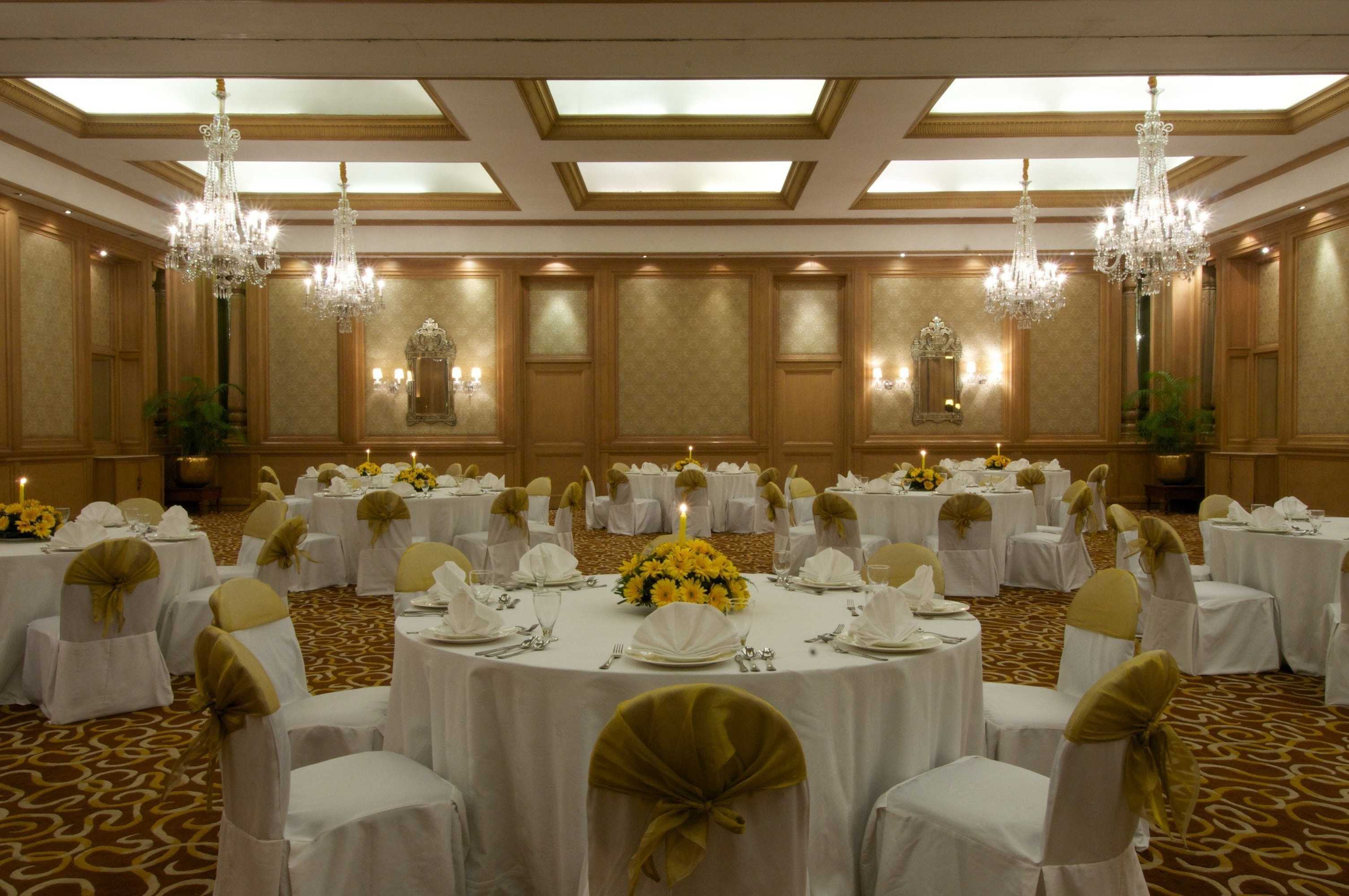 Gift card for Taj Mahal Lucknow Gift card for Taj Mahal Lucknow
