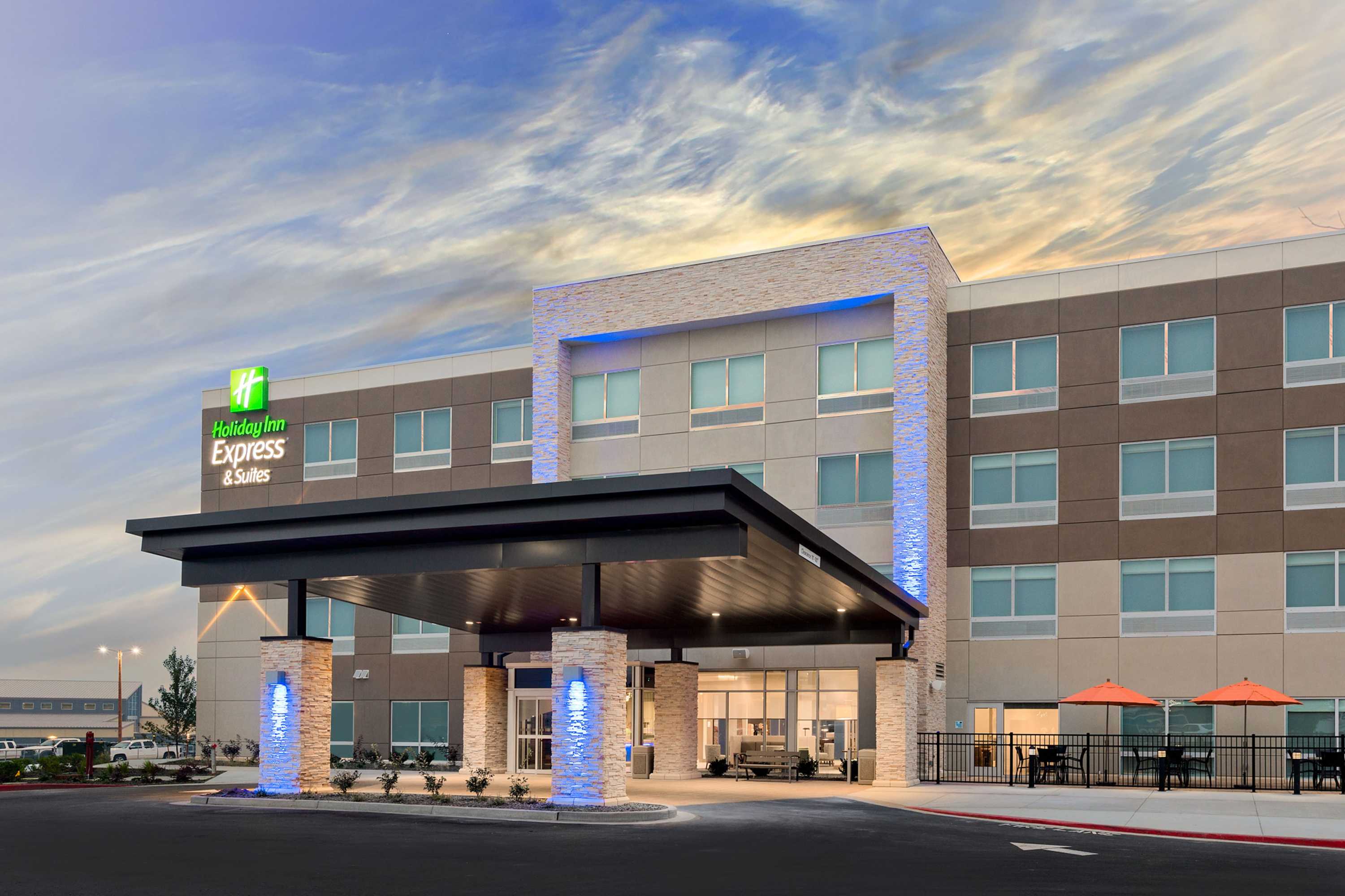 Gift card for Holiday Inn Express & Suites Prosser - Yakima Valley Wine by Ihg Gift card for Holiday Inn Express & Suites Prosser - Yakima Valley Wine by Ihg