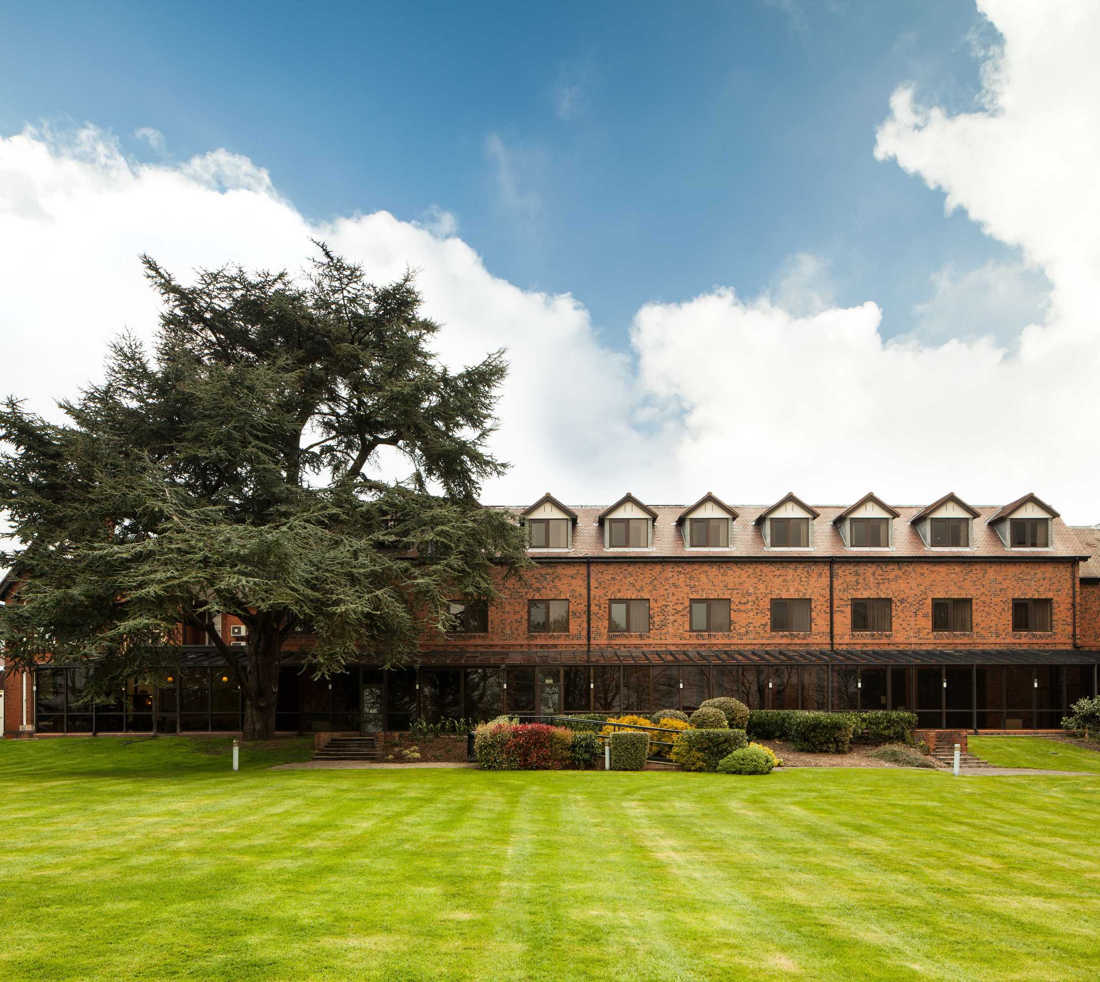 Gift card for Mercure Hull Grange Park Hotel Gift card for Mercure Hull Grange Park Hotel