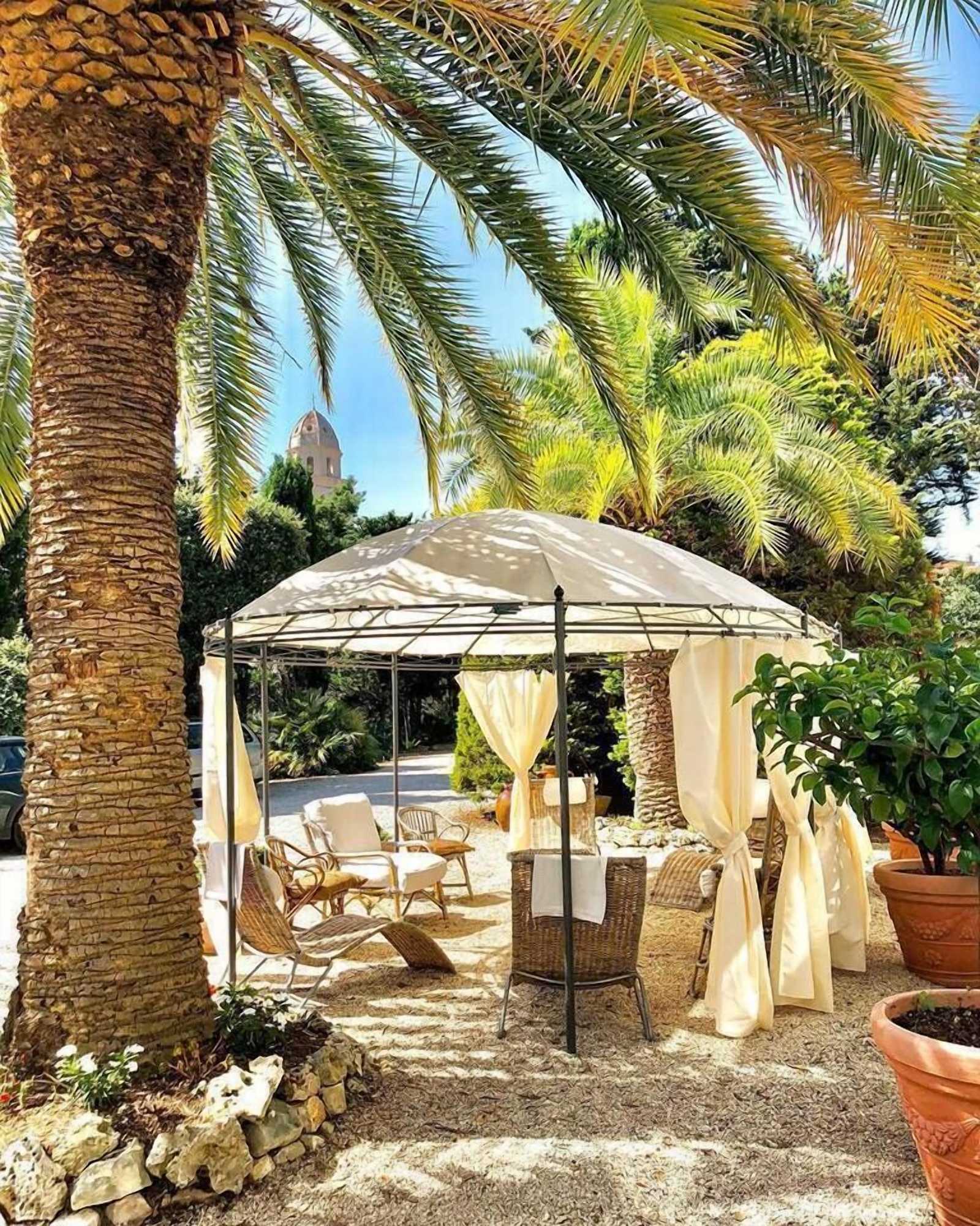 Gift card for Le Due Palme Sirolo B&b Gift card for Le Due Palme Sirolo B&b