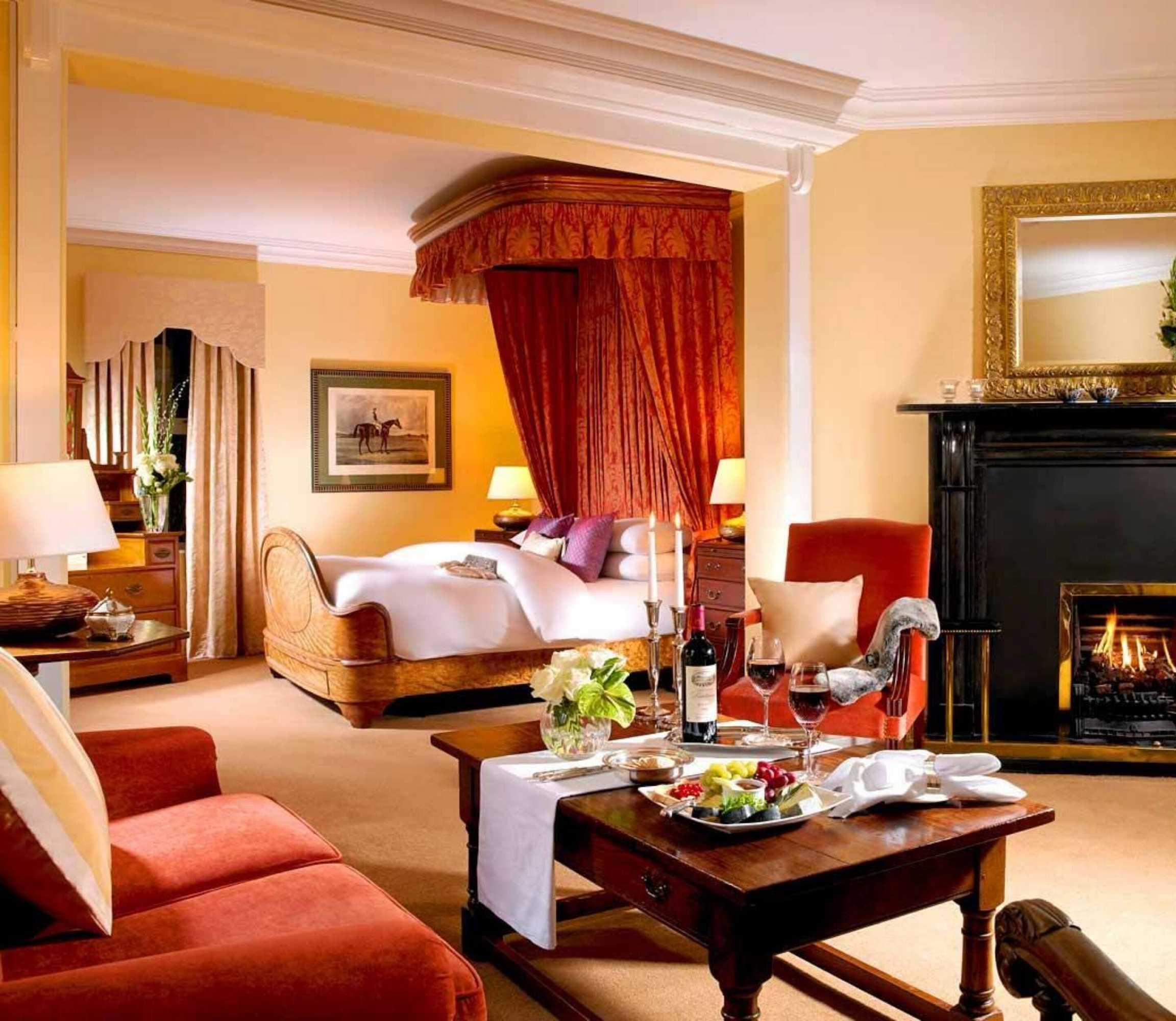 Gift card for Dunraven Arms Hotel Gift card for Dunraven Arms Hotel