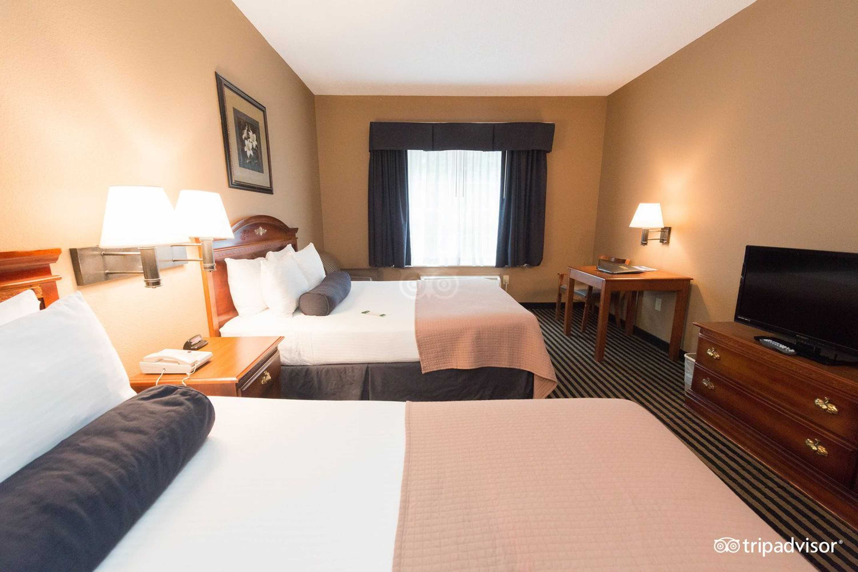 Gift card for Mountain Inn & Suites Gift card for Mountain Inn & Suites