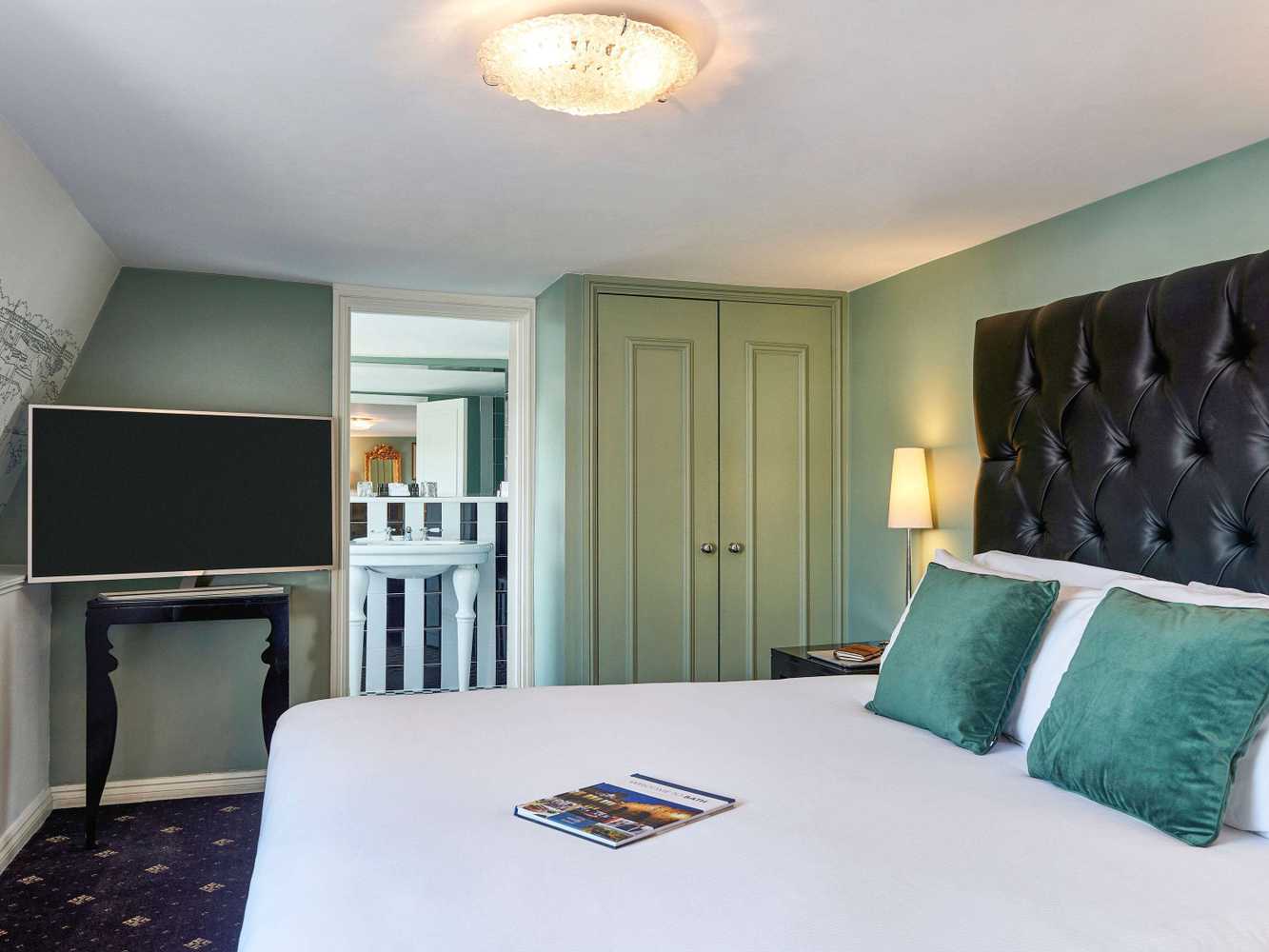Gift card for Francis Hotel Bath Gift card for Francis Hotel Bath