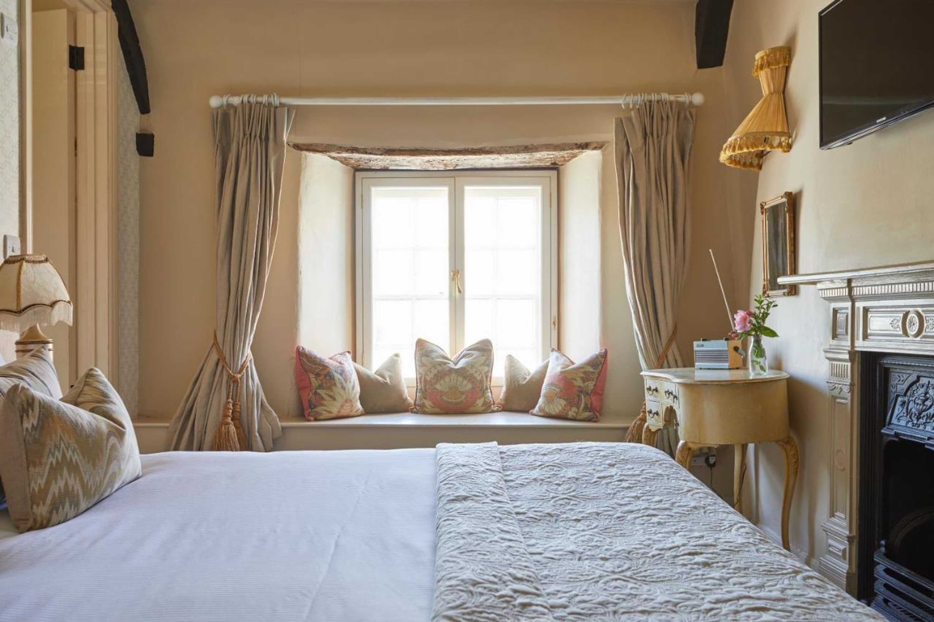 Gift card for The White Hart Somerton