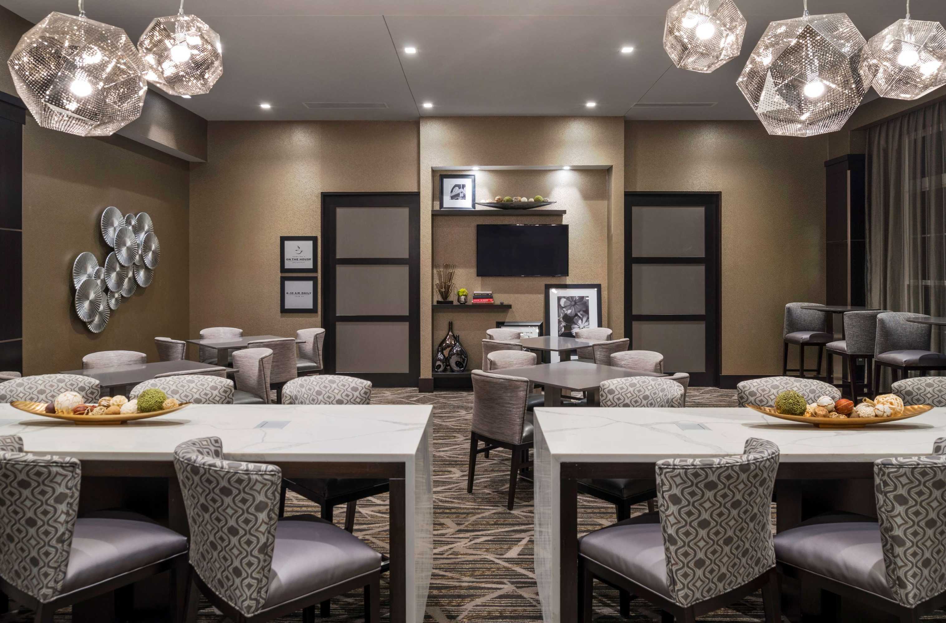 Gift card for Hampton Inn & Suites Bridgewater Gift card for Hampton Inn & Suites Bridgewater