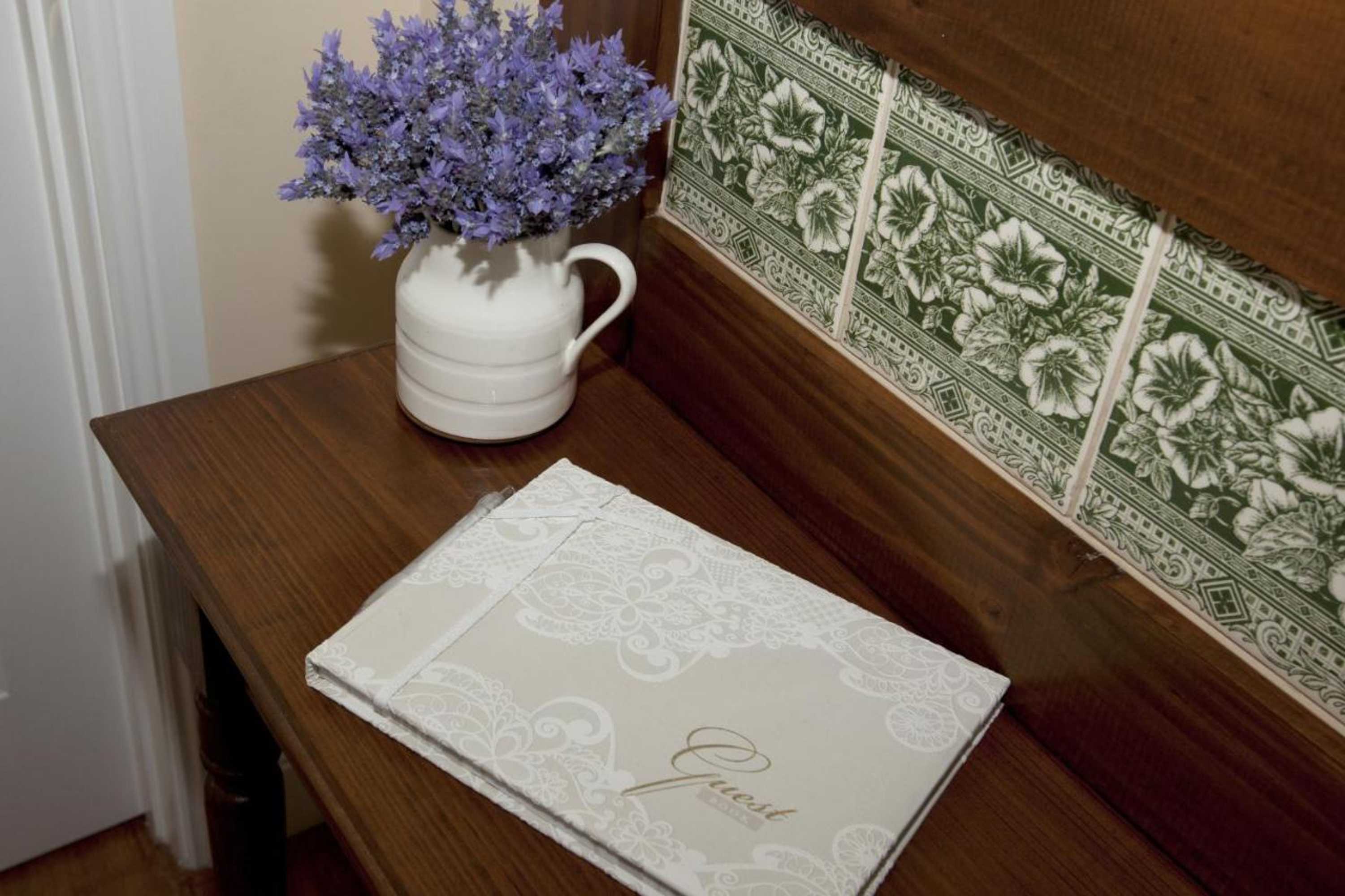 Gift card for House on The Hill Bed And Breakfast Gift card for House on The Hill Bed And Breakfast