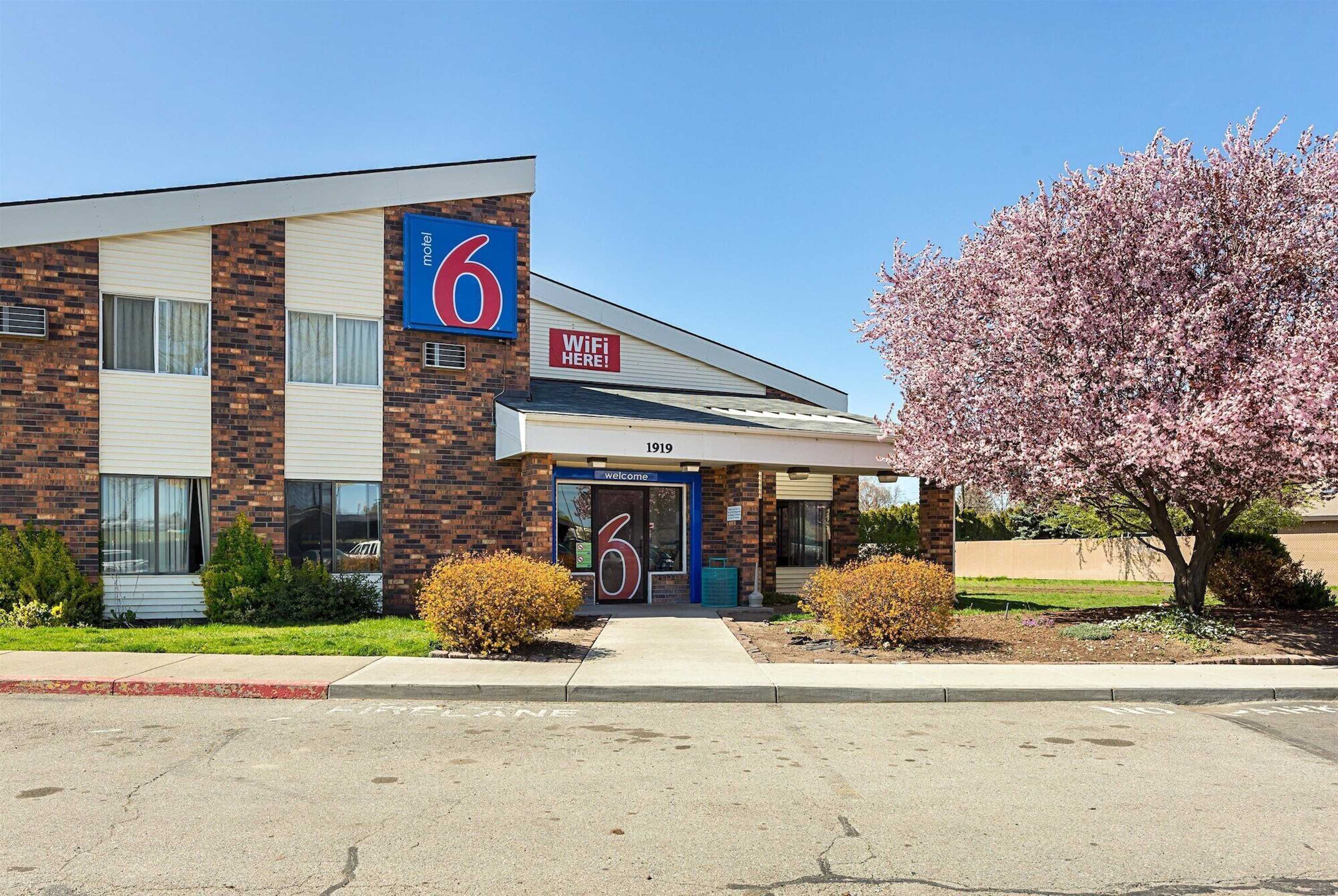 Gift card for Motel 6 Spokane, WA - East Gift card for Motel 6 Spokane, WA - East
