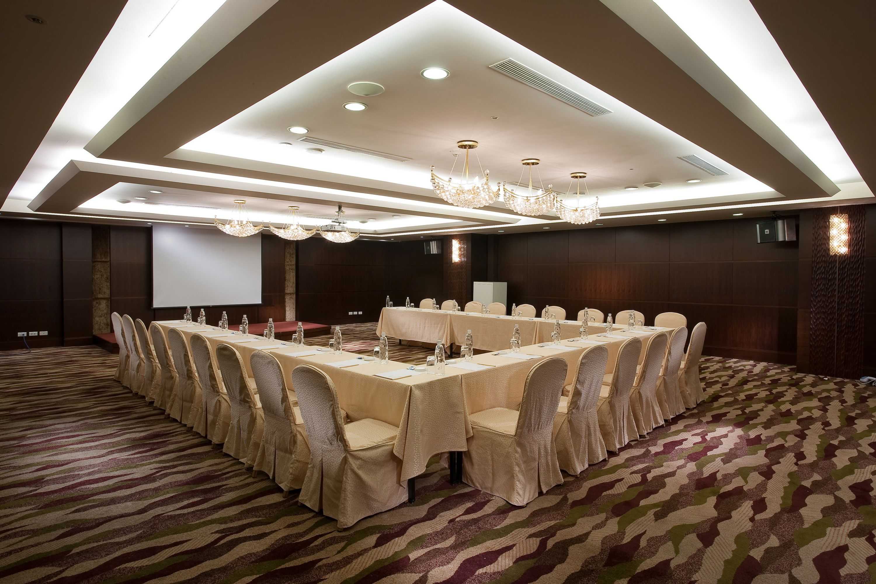 Gift card for Queena Plaza Hotel Tainan Gift card for Queena Plaza Hotel Tainan