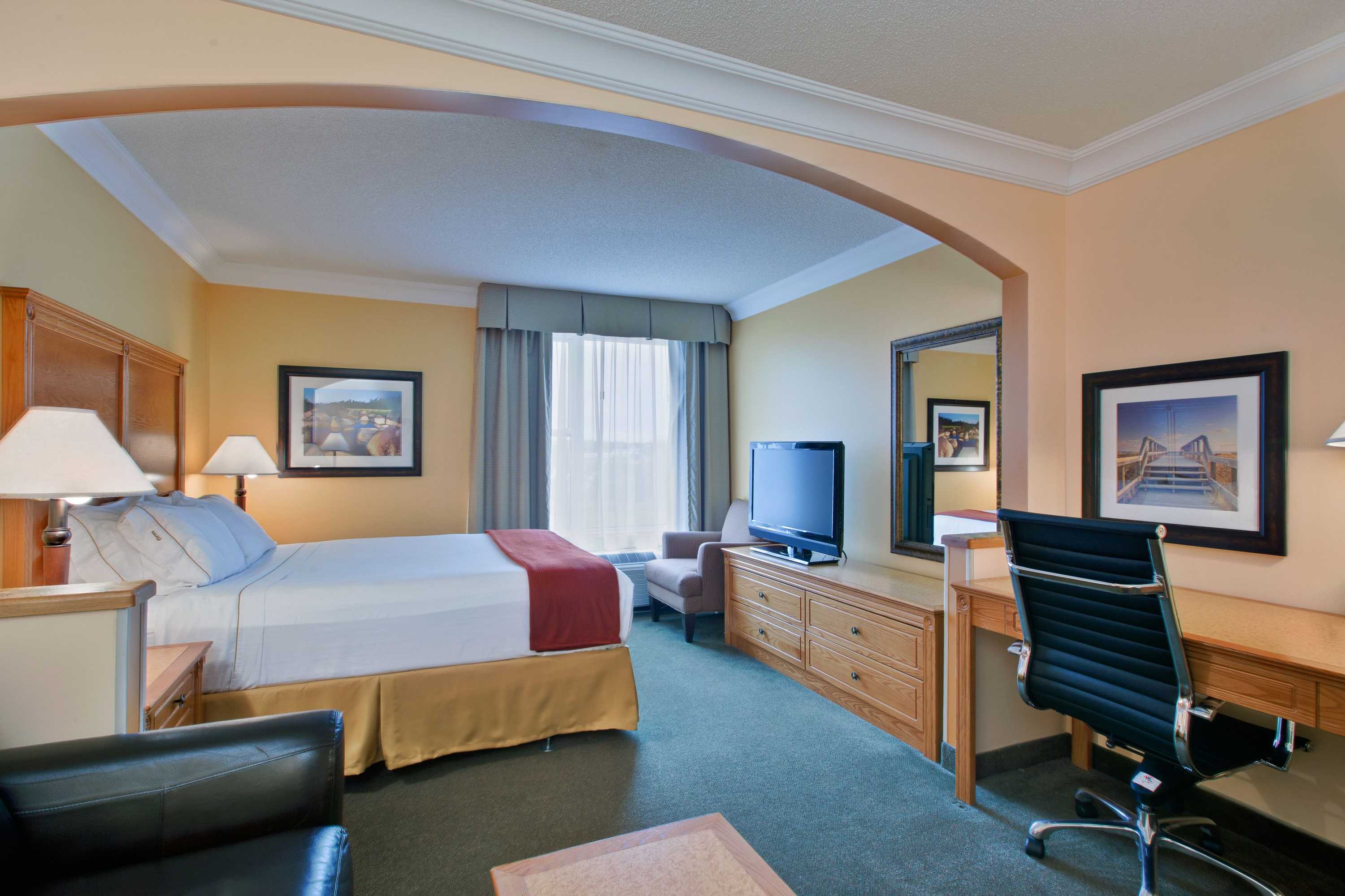 Gift card for Holiday Inn Express & Suites Charlottetown by Ihg Gift card for Holiday Inn Express & Suites Charlottetown by Ihg