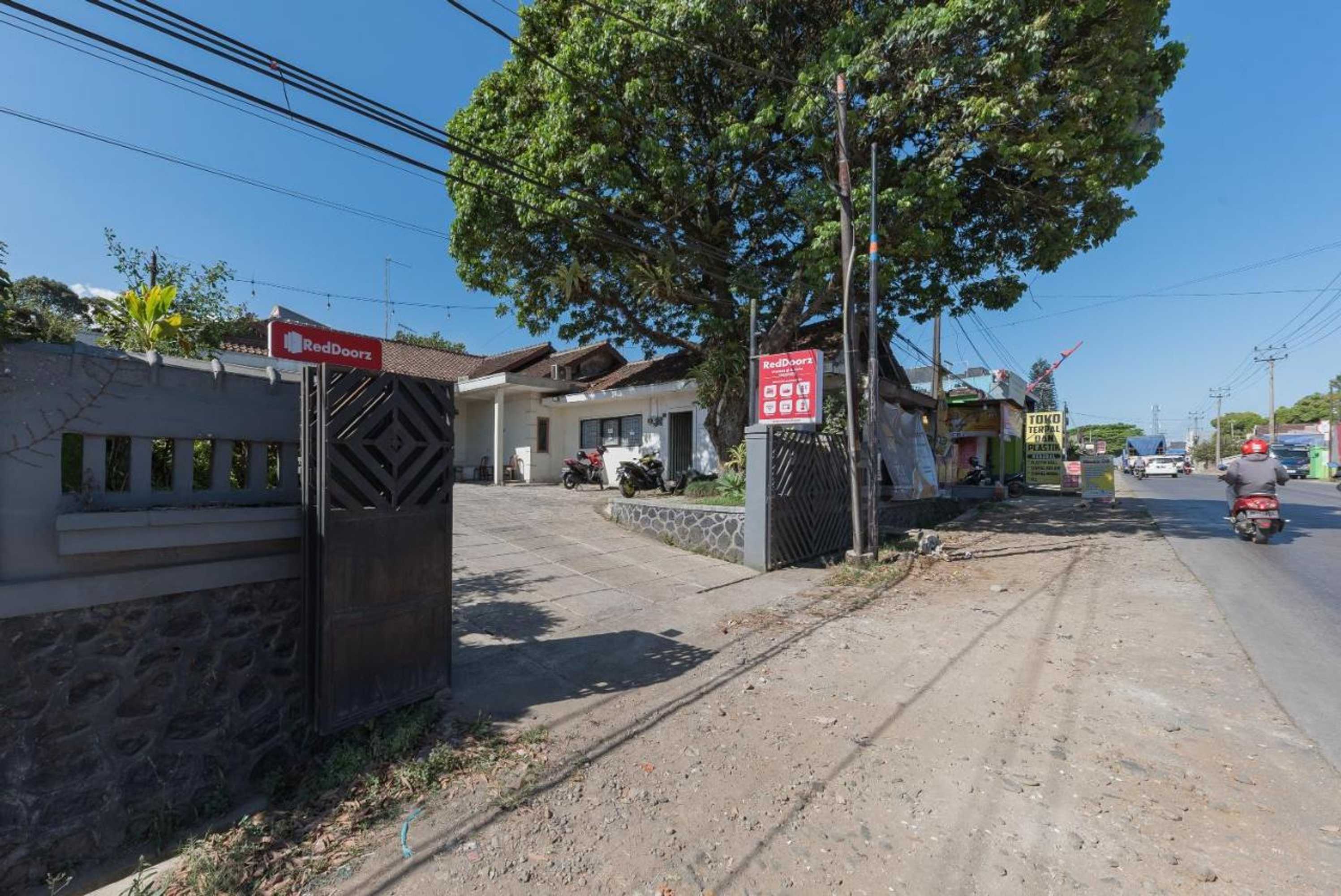 Gift card for Reddoorz Syariah @ Jl Raya Sukabumi