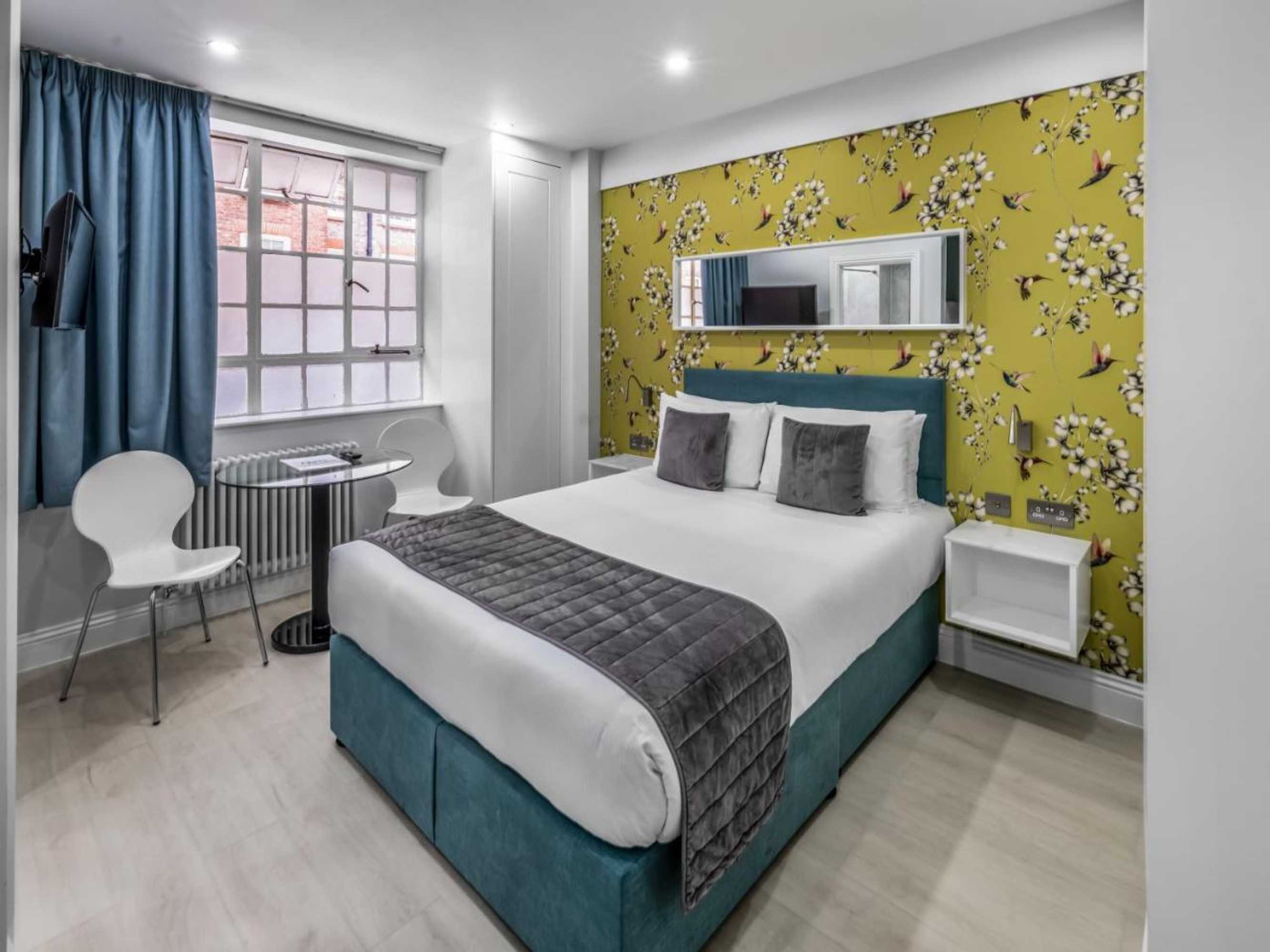 Gift card for Chelsea Cloisters Serviced Apartments Gift card for Chelsea Cloisters Serviced Apartments