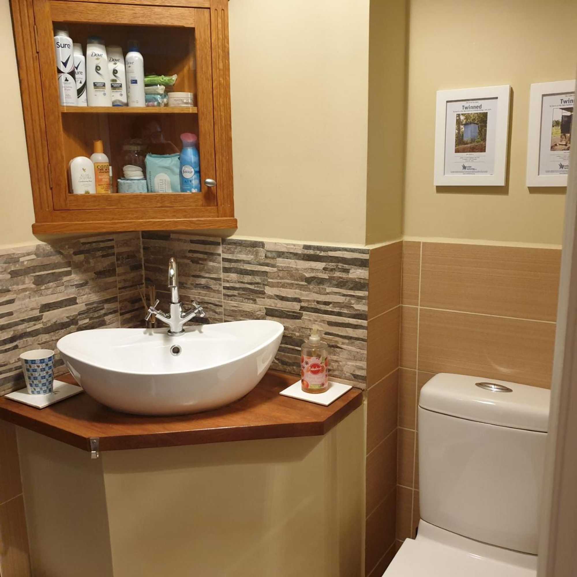 Gift card for The Cabin - Great Views, Garden, Netflix, Near Town