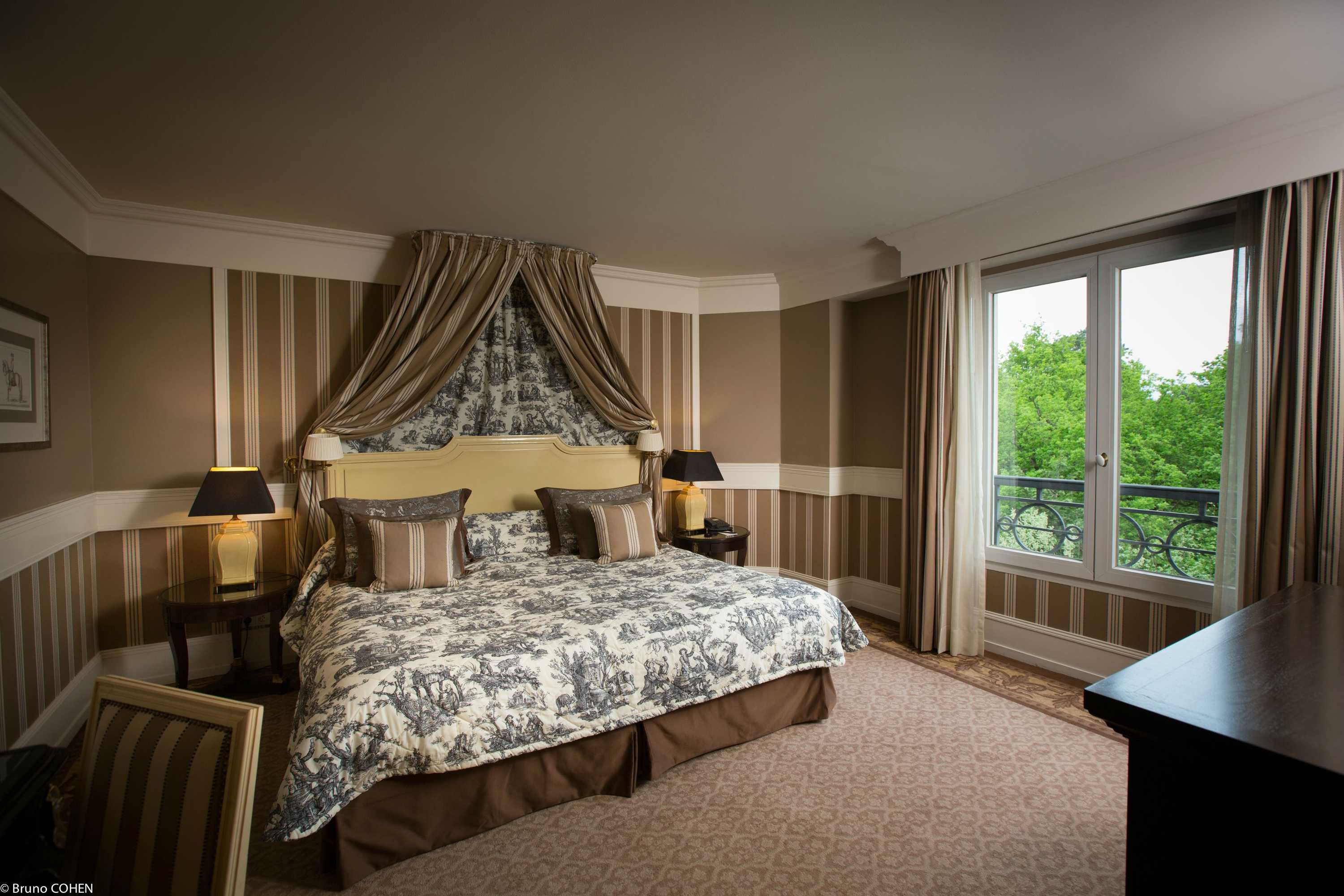Gift card for Intercontinental Chantilly Chateau Mont Royal by Ihg Gift card for Intercontinental Chantilly Chateau Mont Royal by Ihg