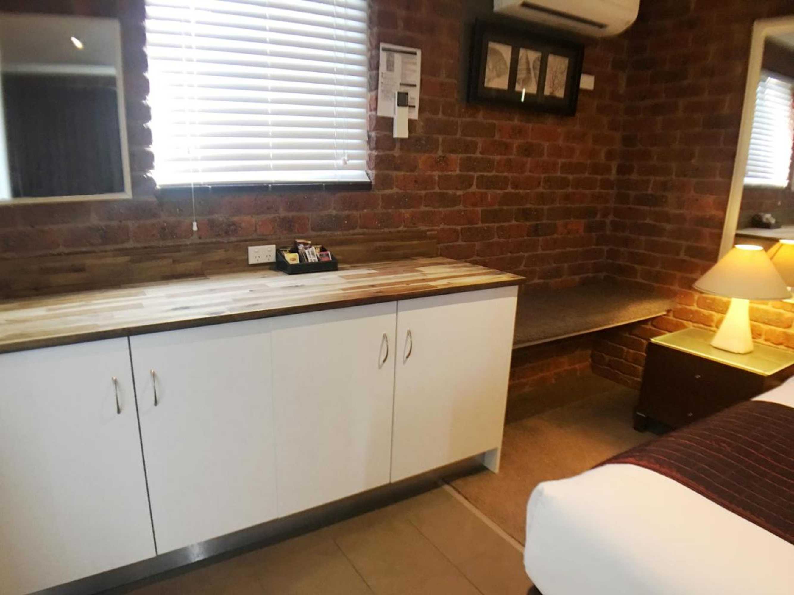 Gift card for Admiral Motor Inn